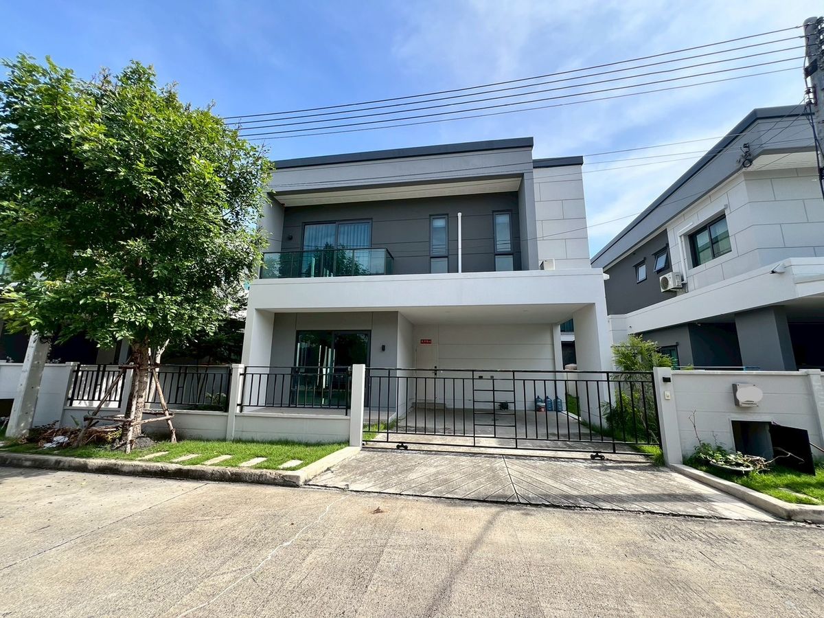 ให้เช่าบ้านวิภาวดี ดอนเมือง หลักสี่ : บ้านเดี่ยว 4ห้องนอน 4ห้องน้ำ 15นาที ถึงสนามบินดอนเมือง 5นาทีถึงทางด่วน คุยเฟอร์ได้
