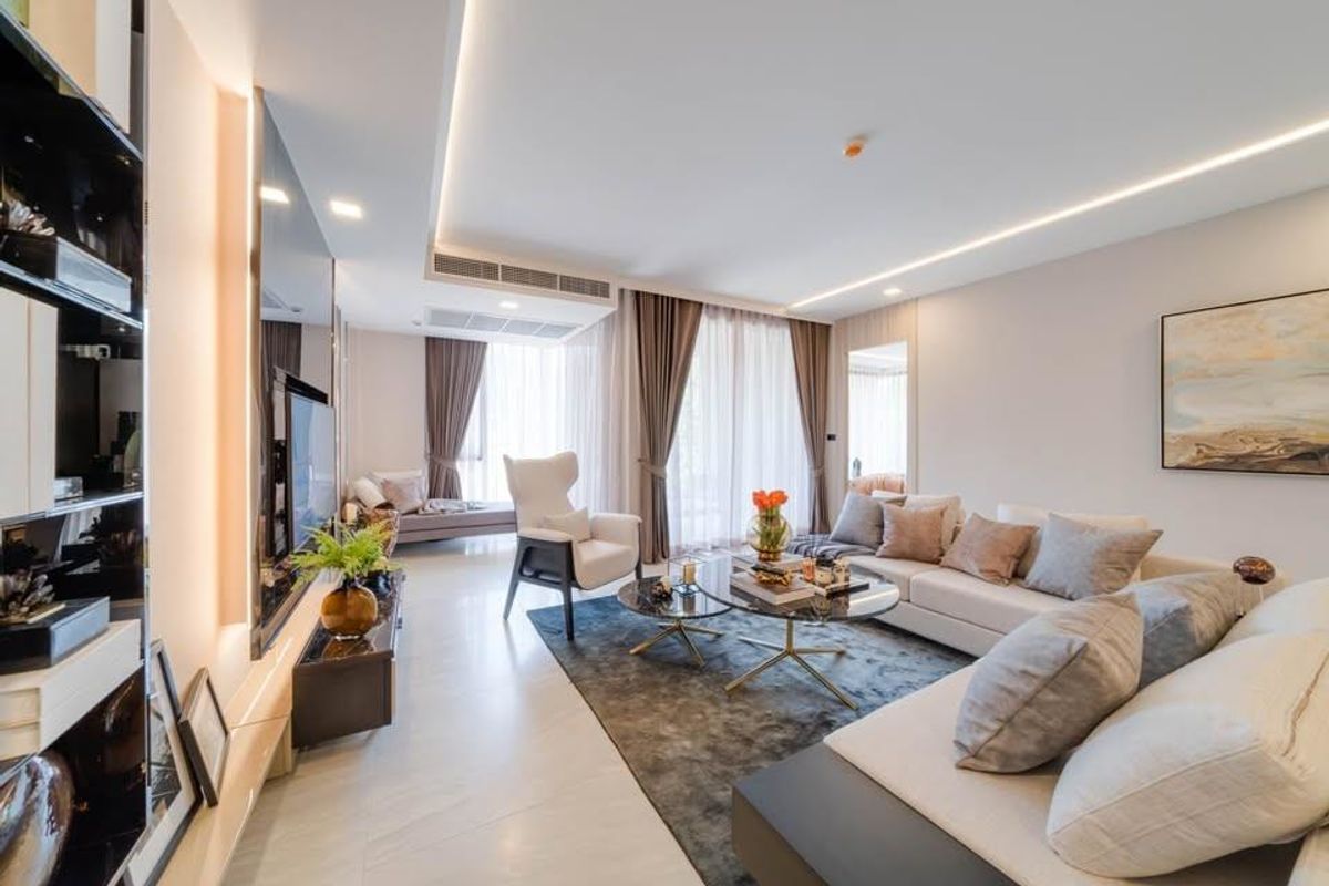 ให้เช่าคอนโดสุขุมวิท อโศก ทองหล่อ : คอนโดหรูที่ Fynn Sukhumvit 31 เดินทางสะดวก ใกล้รถไฟฟ้าบีทีเอส มีรถรับส่ง ห้องสวย เฟอร์นิเจอร์ครบ พร้อมอยู่!!