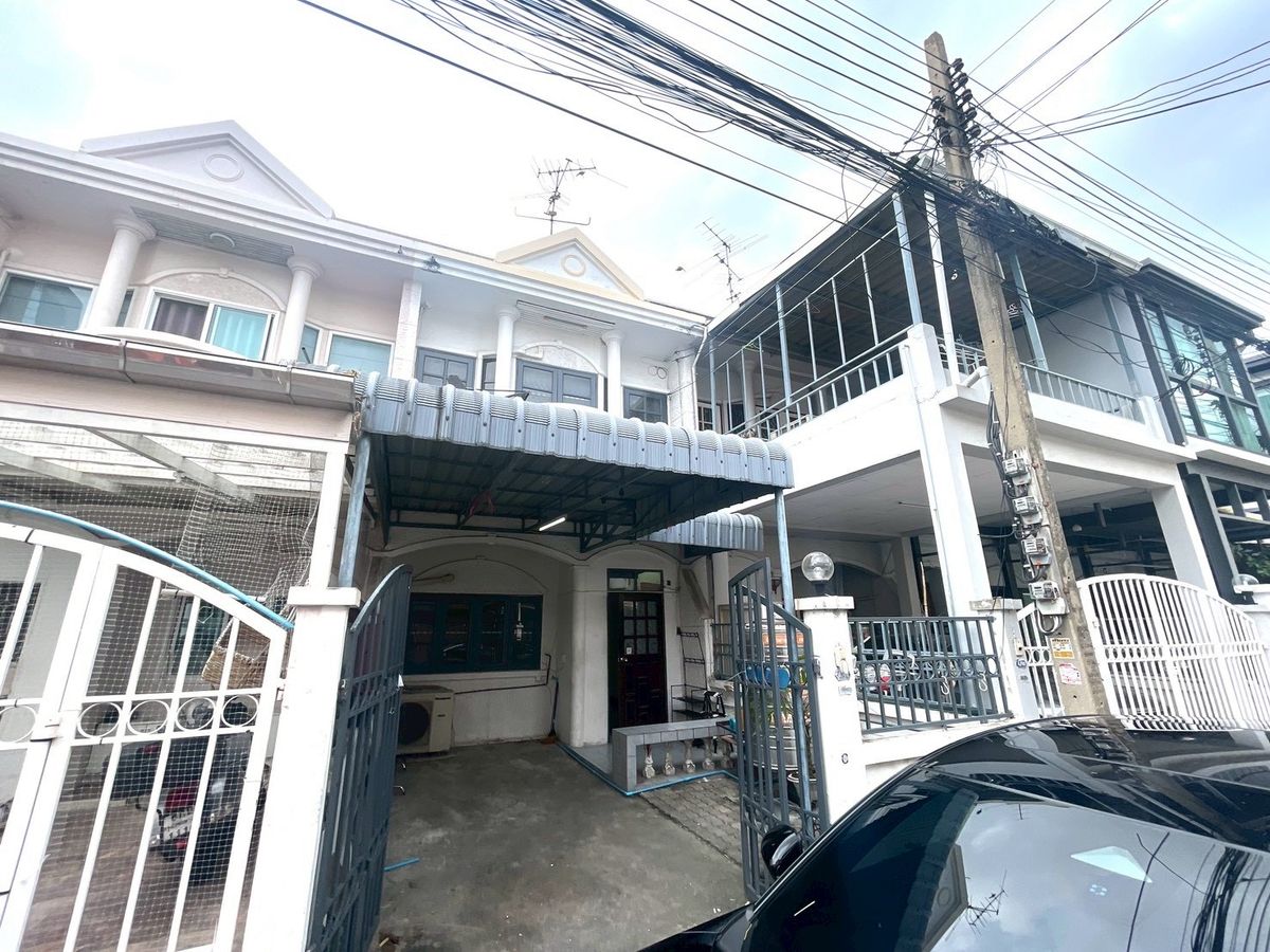 For RentTownhomeVipawadee, Don Mueang, Lak Si : Townhouse for rent in Central Ladprao, special price