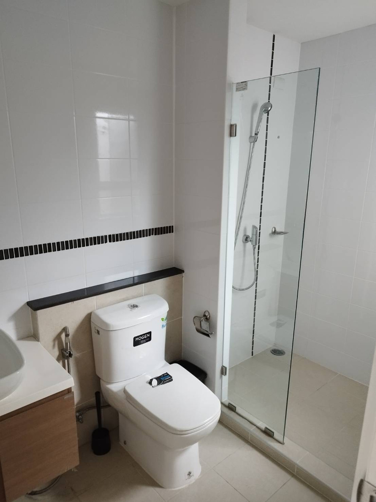 For RentTownhomeChaengwatana, Muangthong : townhome in the Muang Thong Thani. Can register a company or use as an office.