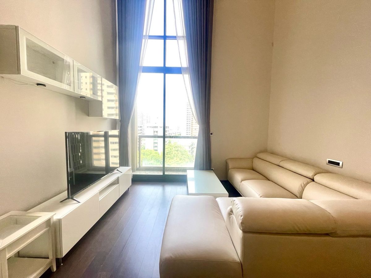 ให้เช่าคอนโดสุขุมวิท อโศก ทองหล่อ : Condo for Rent – Prime Location on SUKHUMVIT walking distance to BTS Phrompong/ Emquartier