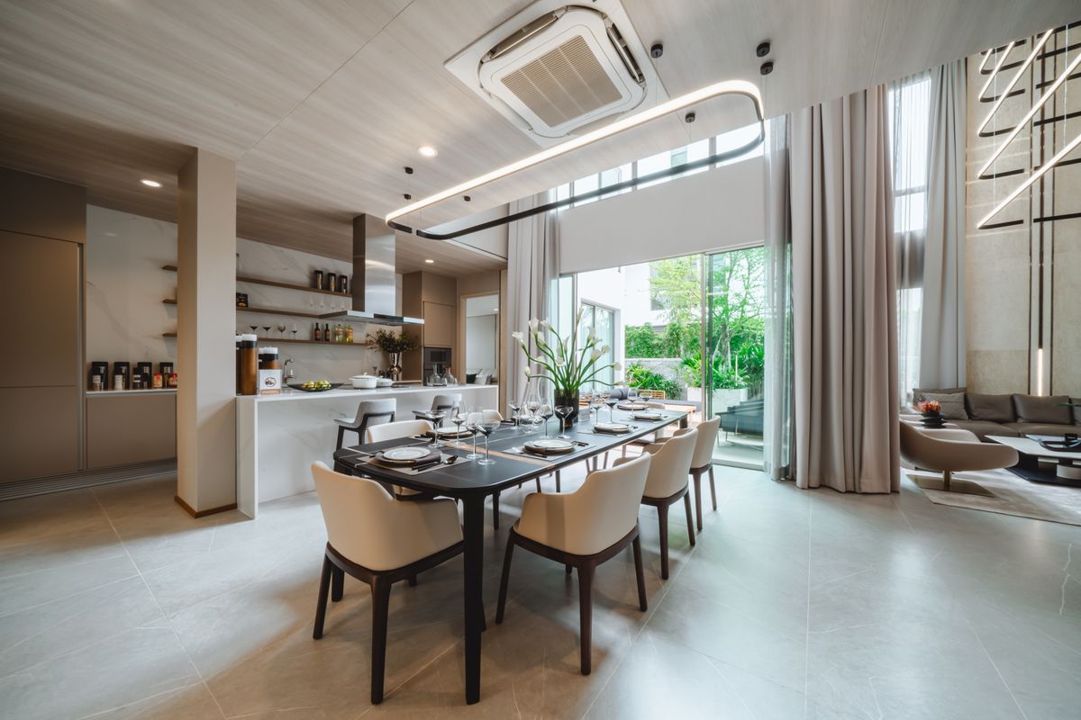 For SaleHousePattanakan, Srinakarin : 🔥Luxury single-family home project🔥Nirvana Collection, Krungthep Kreetha, 3 floors, high privacy, ready to move in, supporting a high-end lifestyle