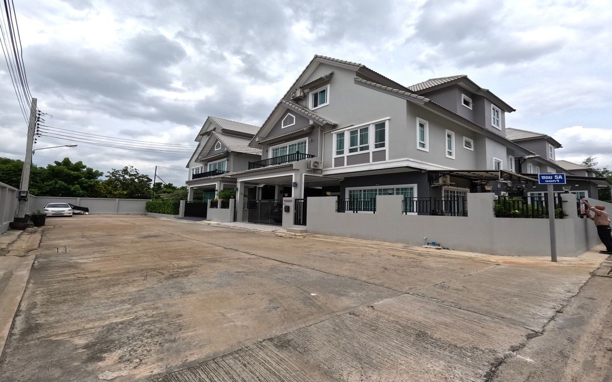 For SaleHousePinklao, Charansanitwong : 🔥 For sale or rent, detached house, Im Amphon Village 2, Ratchaphruek, 3 floors, corner house, 66.1 sq m.