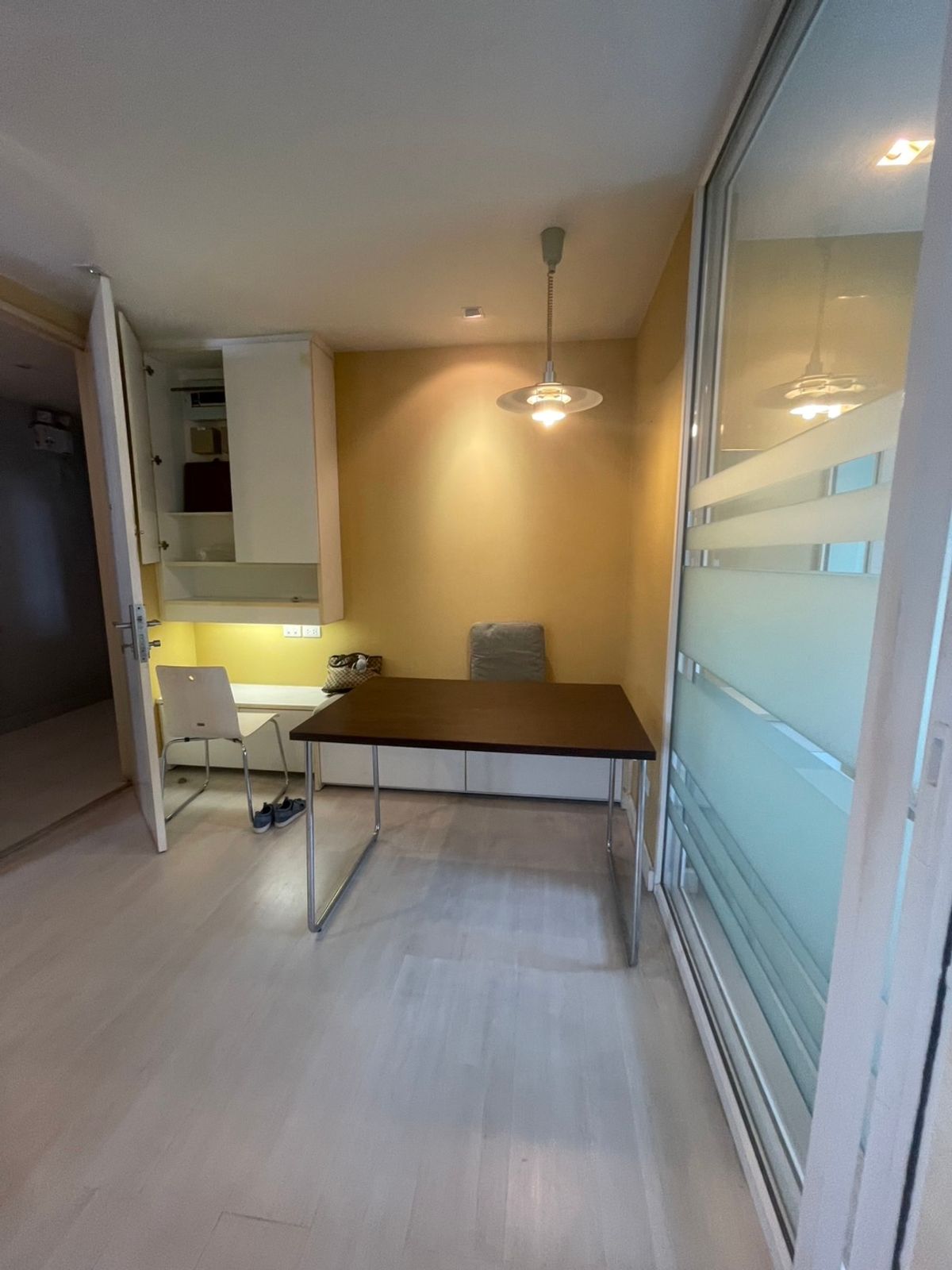 ขายคอนโดอ่อนนุช อุดมสุข : Condo for Sale: The Room Sukhumvit 64