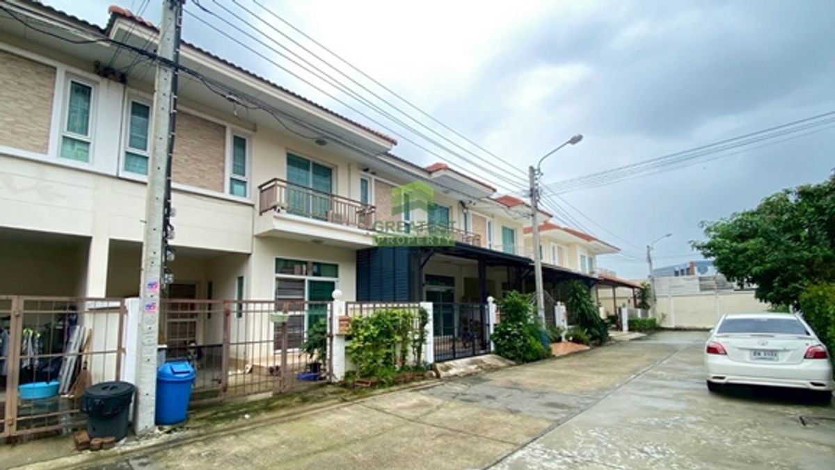 For SaleTownhomeNonthaburi, Bang Yai, Bangbuathong : Nonnicha Village, Bang Yai Kaew In, Urgent sale, 2 -story townhouse, area 22.40 sq.w., good location near MRT Bang Yai Market