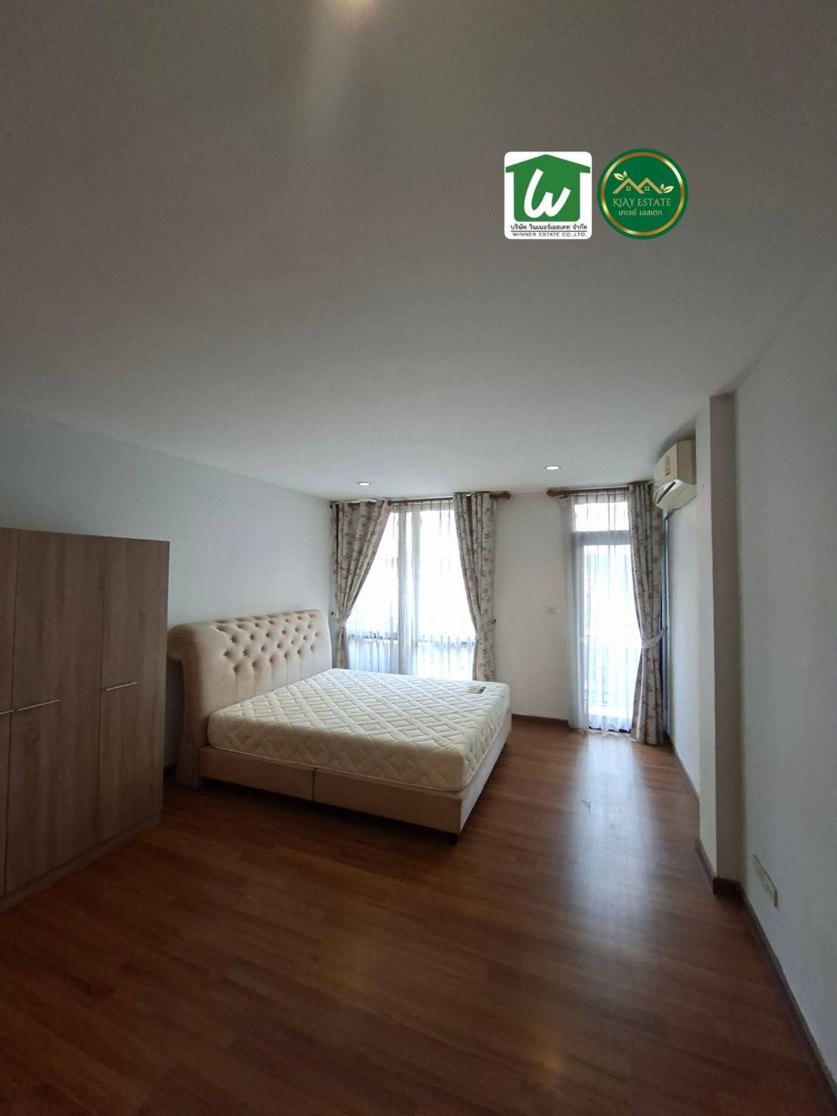 For SaleTownhomeChaengwatana, Muangthong : Selling a 3.5 -story Townhome, HAUS 35 Chaeng Watthana comes in the Modern Loft style. Outstanding, unique, near BTS Srirat and Expressway very Convenient