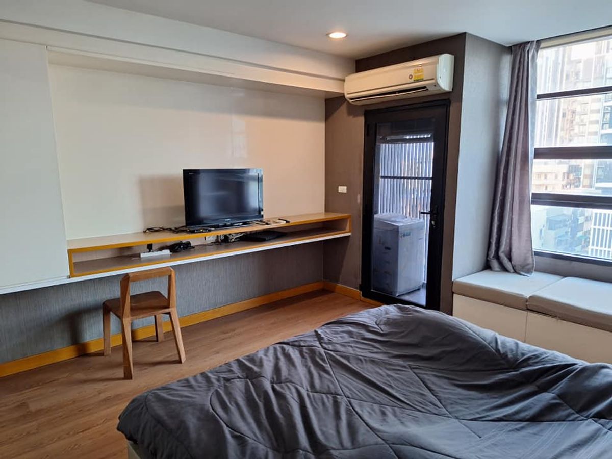 ขายคอนโดสุขุมวิท อโศก ทองหล่อ : The Alcove Thonglor 10 / Studio (SALE WITH TENANT), ดิ แอลโคฟ ทองหล่อ 10 / สตูดิโอ (ขายพร้อมผู้เช่า) TANG303