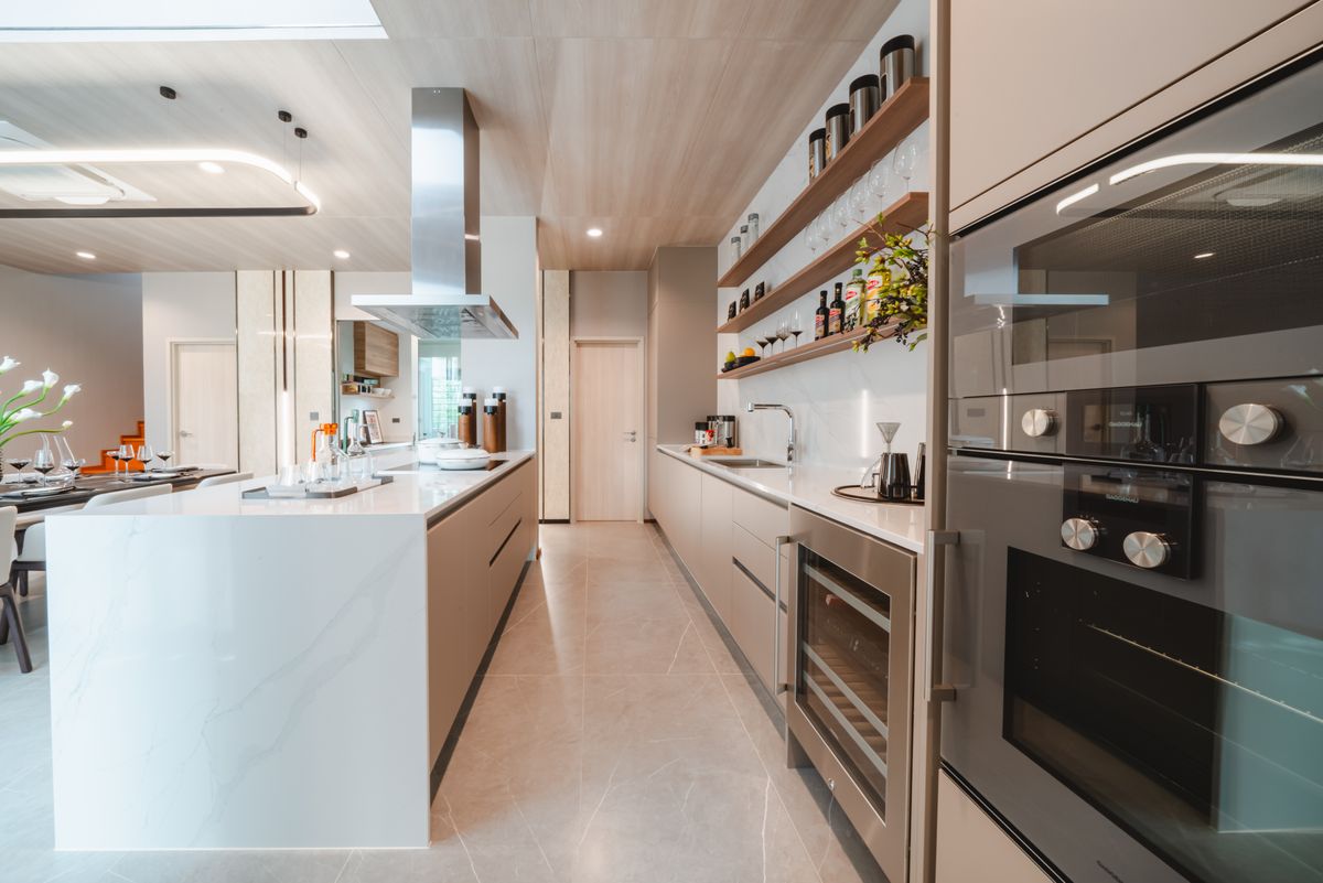 For SaleHousePattanakan, Srinakarin : 🔥Luxury single-family home project🔥Nirvana Collection, Krungthep Kreetha, 3 floors, high privacy, ready to move in, supporting a high-end lifestyle