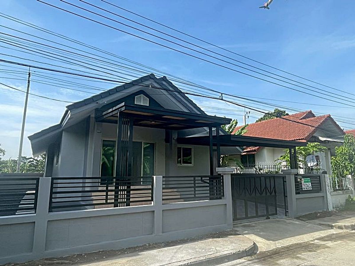 ขายบ้านลาดกระบัง สุวรรณภูมิ : ขาย  บ้านเดี่ยว  ลาดกระบัง  ถ.คุ้มเกล้า