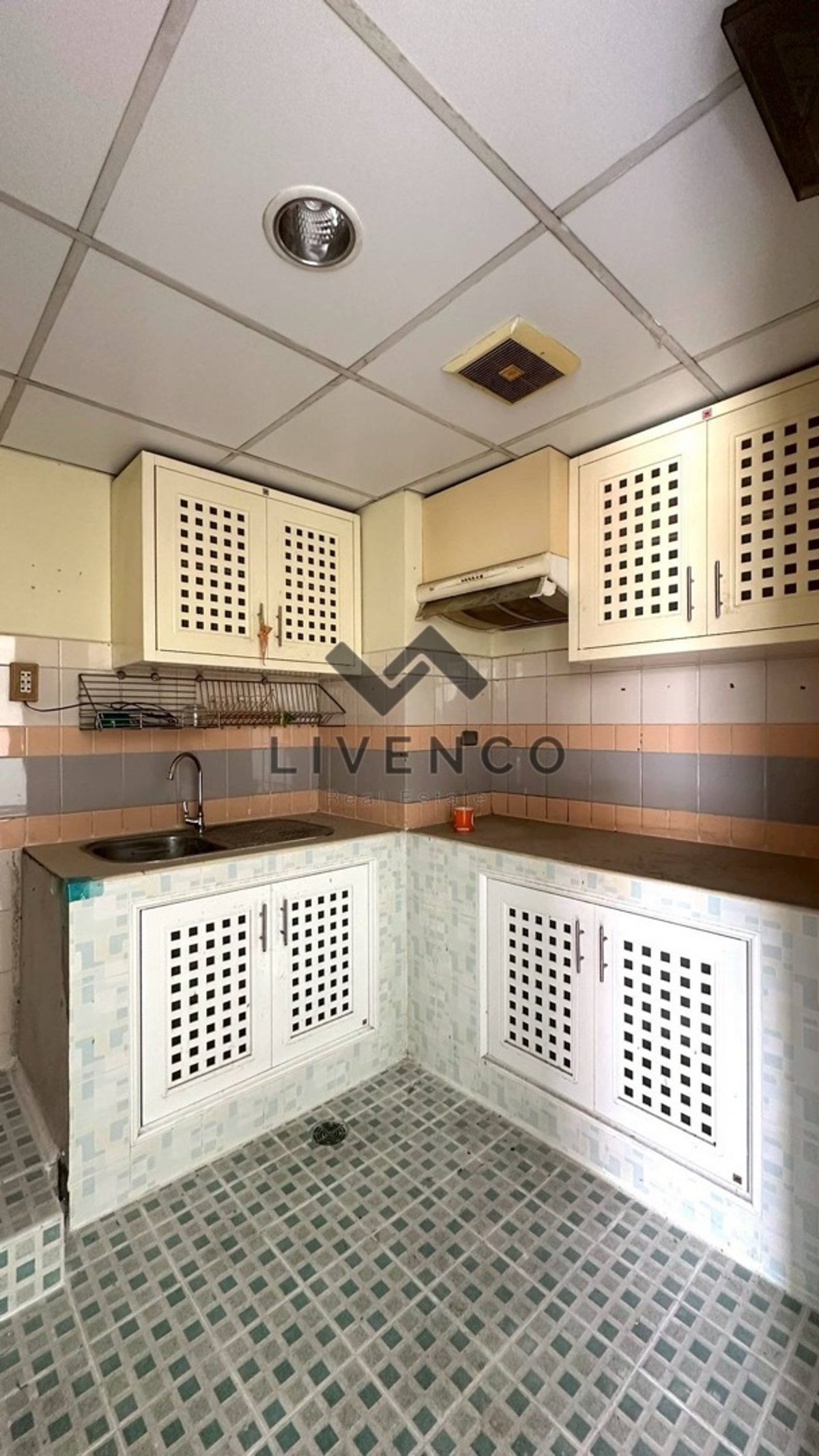 ขายคอนโดพระราม 3 สาธุประดิษฐ์ : Best price 🔥 SV Condo พระราม 3 
Balcony private (มีโฉนดห้องชุดให้ตรวจสอบ ใน ประกาศนี้) 