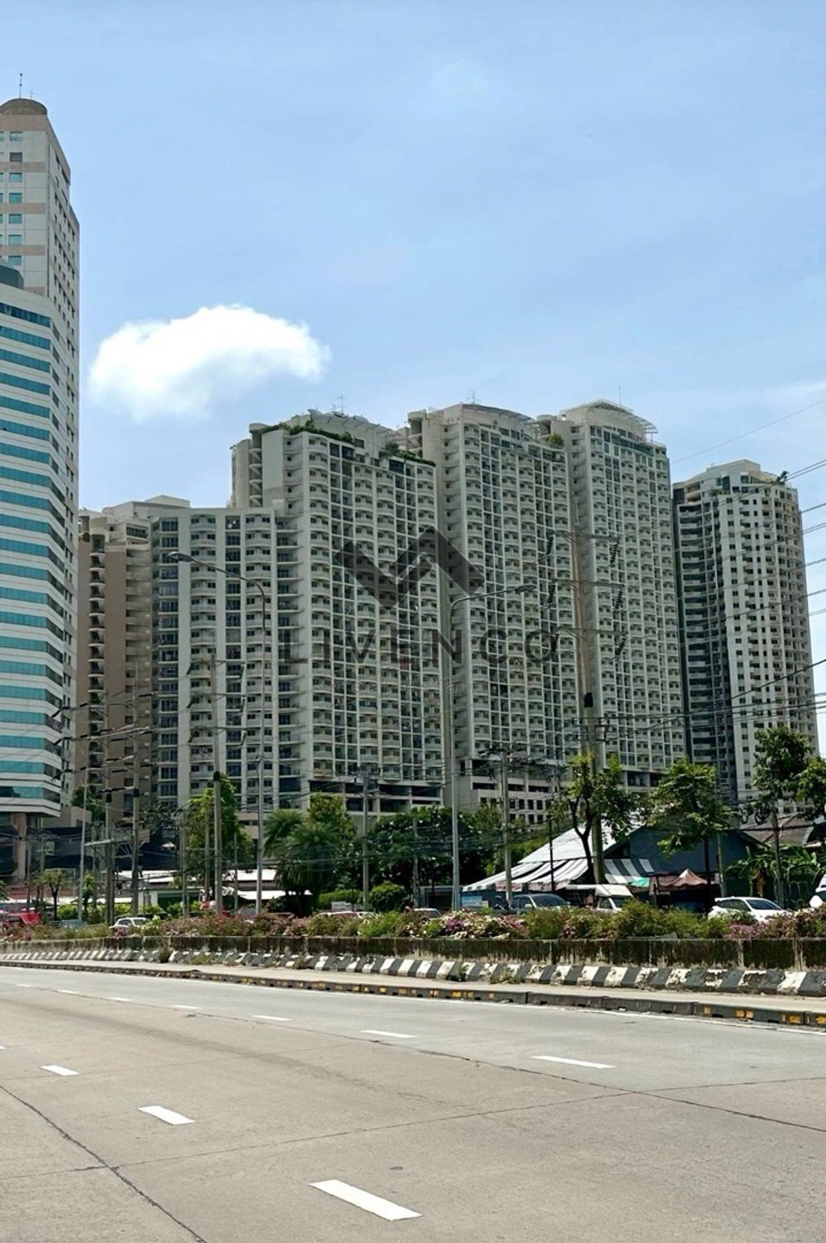 ขายคอนโดพระราม 3 สาธุประดิษฐ์ : Best price 🔥 SV Condo พระราม 3 
Balcony private (มีโฉนดห้องชุดให้ตรวจสอบ ใน ประกาศนี้) 