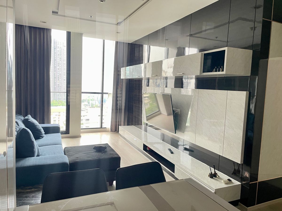 For SaleCondoWitthayu, Chidlom, Langsuan, Ploenchit : Noble Ploenchit Luxury condo 0 meters BTS Ploenchit near Central Embassy, Central Chidlom