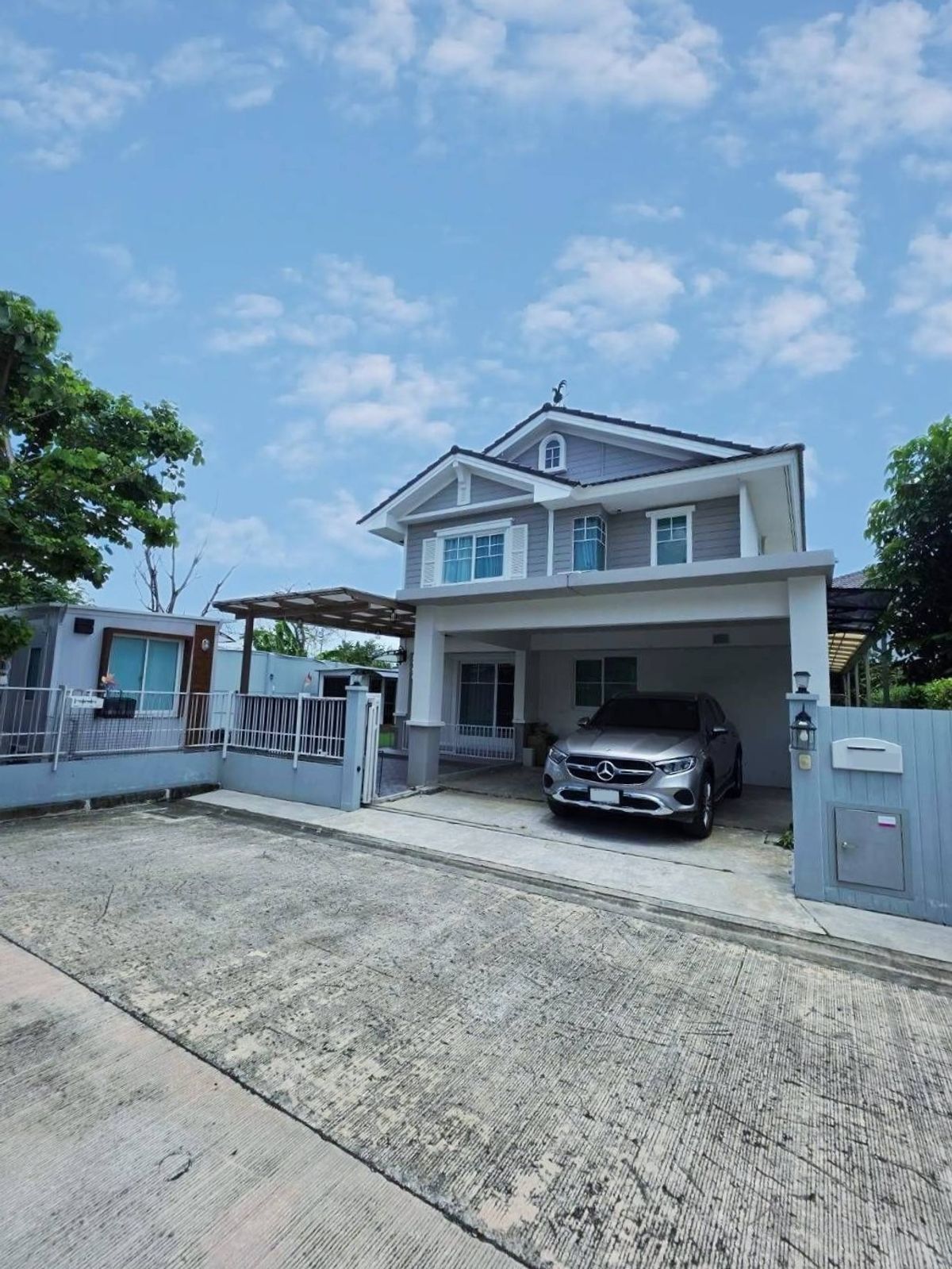 ให้เช่าบ้านบางนา แบริ่ง ลาซาล : 🏡 ให้เช่าบ้านเดี่ยว Villaggio Srinakarin - Bangna วิลลาจจิโอ ศรีนครินทร์ - บางนา  🎉 ใกล้เมกา บางนา 5.2 กม บ้านหลังมุม พื้นที่ใช้สอยเยอะมาก ยินดีรับสัตว์เลี้ยง 🐶🐱 