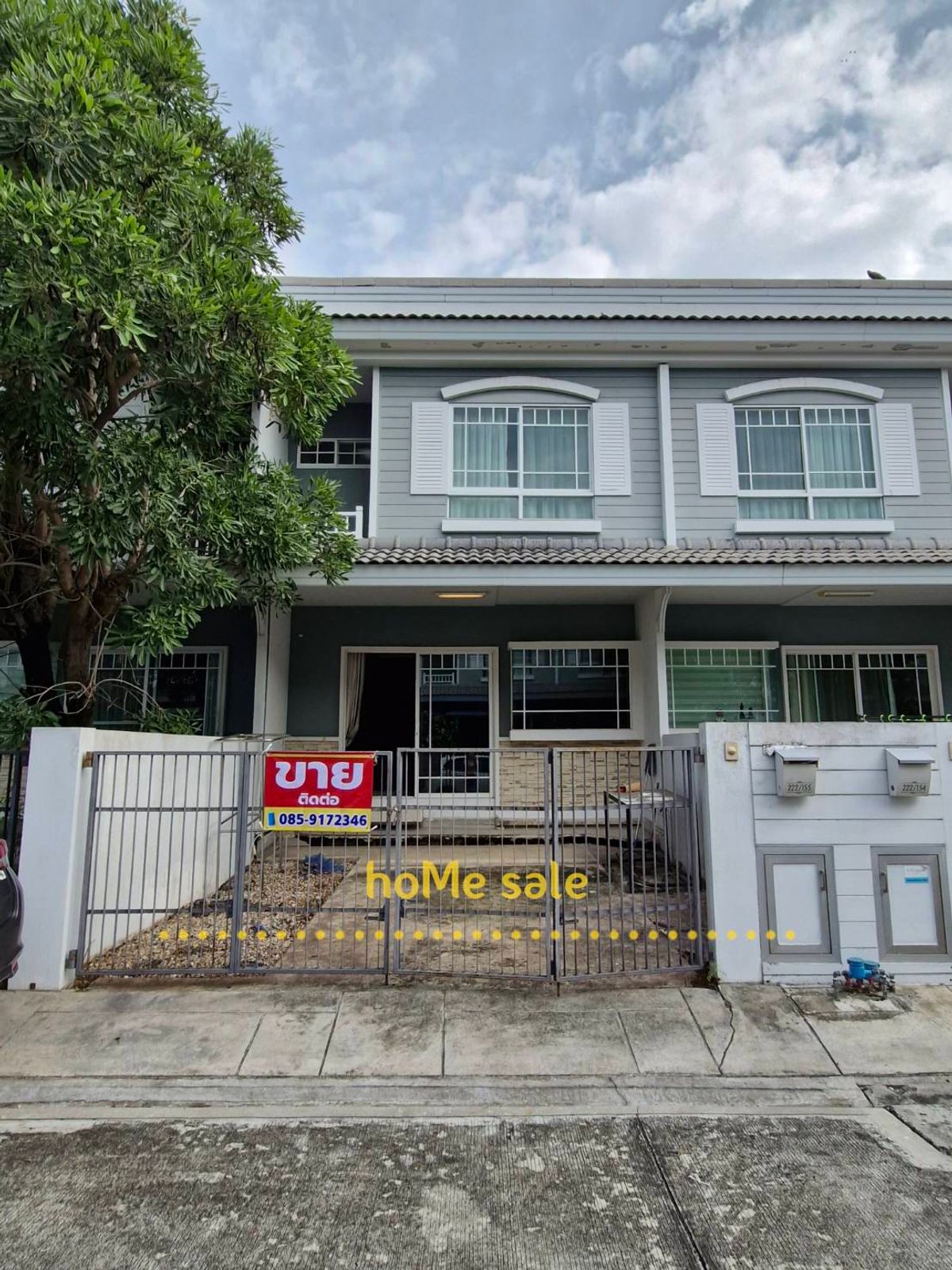 ขายบ้านสมุทรปราการ สำโรง : ขายบ้าน  2 ชั้น หมู่บ้านวิลลาจจิโอ (Villaggio) บางนา กม.26  (บางบ่อ) สมุทรปราการ เนื้อที่18.1 ราคา 2.2 ล้านบาท ติดต่อ 085-9172346