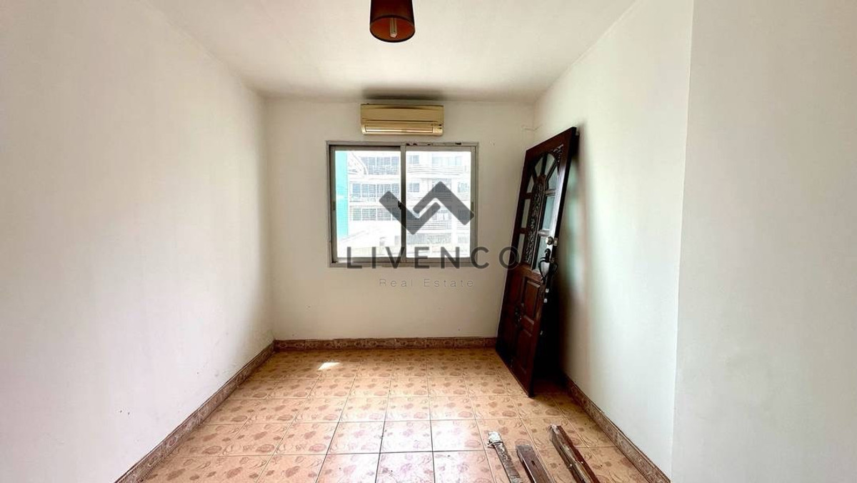 ขายคอนโดพระราม 3 สาธุประดิษฐ์ : Best price 🔥 SV Condo พระราม 3 
Balcony private (มีโฉนดห้องชุดให้ตรวจสอบ ใน ประกาศนี้) 