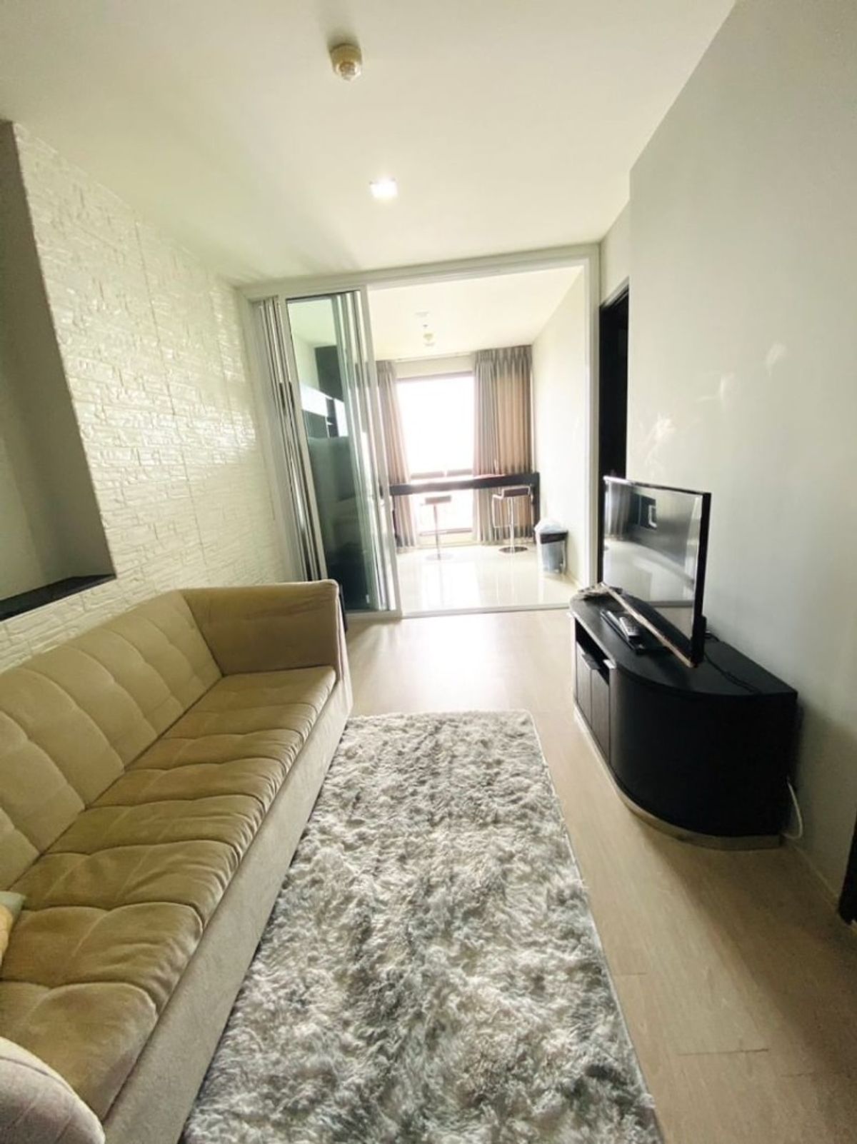 ขายคอนโดอ่อนนุช อุดมสุข : Rhythm Sukhumvit 44/1 / 1 Bedroom (SALE WITH TENANT), ริทึ่ม สุขุมวิท 44/1 / 1 ห้องนอน (ขายพร้อมผู้เช่า) TANG294