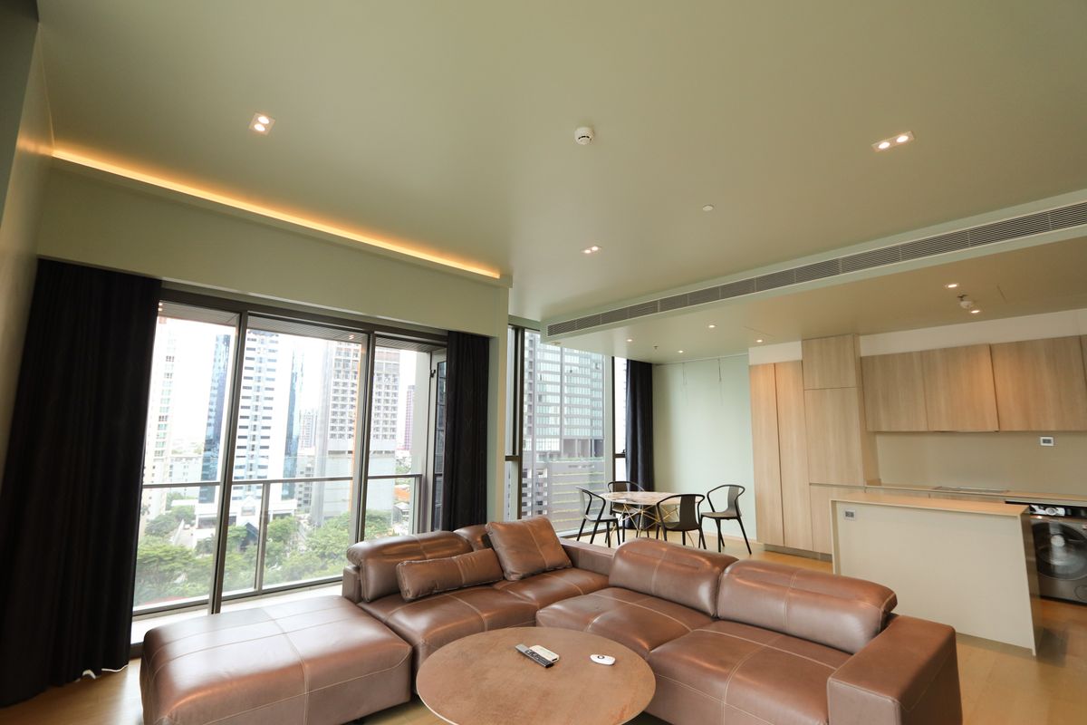 ขายคอนโดสุขุมวิท อโศก ทองหล่อ : The Strand Thonglor LSIR0297