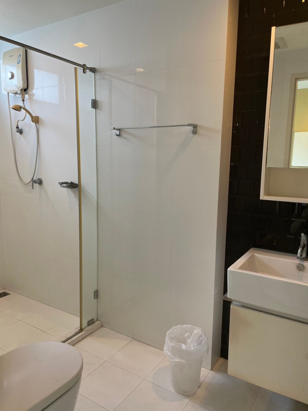 ขายคอนโดอ่อนนุช อุดมสุข : Condo for Sale: The Room Sukhumvit 64