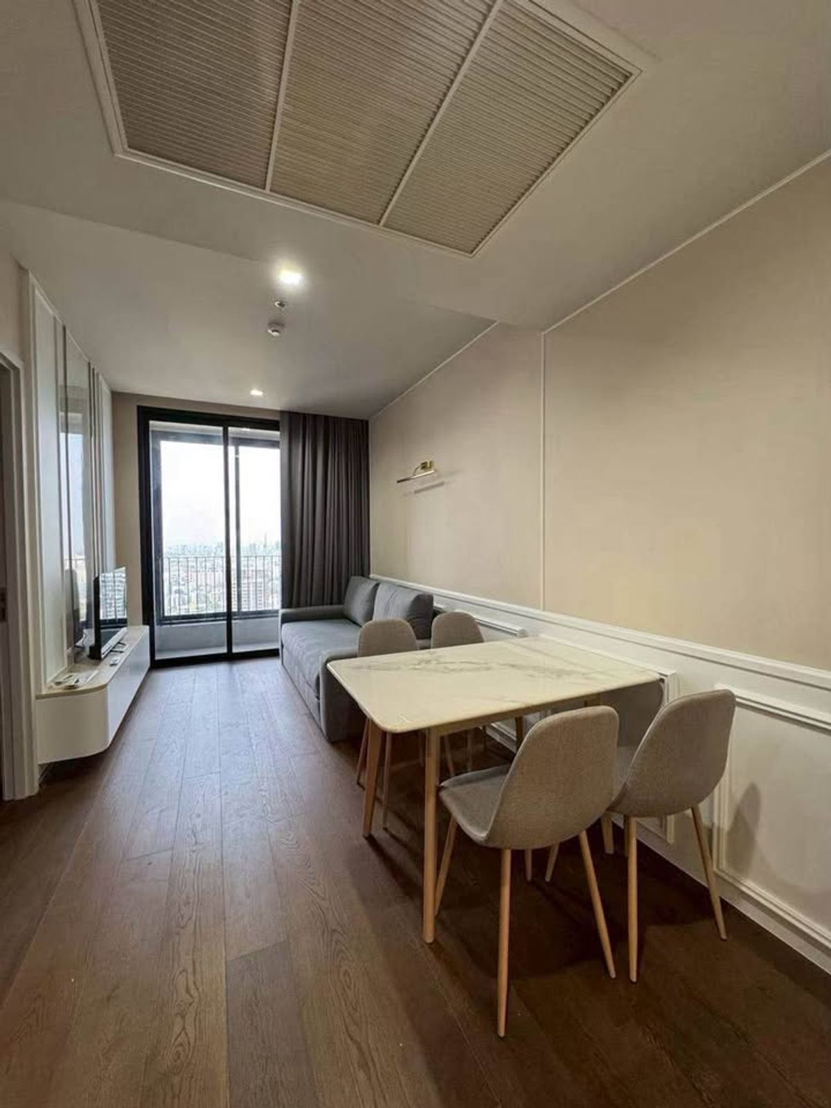 For RentCondoSukhumvit, Asoke, Thonglor : Ideo Q Sukhumvit 36 condo, convenient transportation, near BTS, have a beautiful room shuttle, complete furniture, ready!