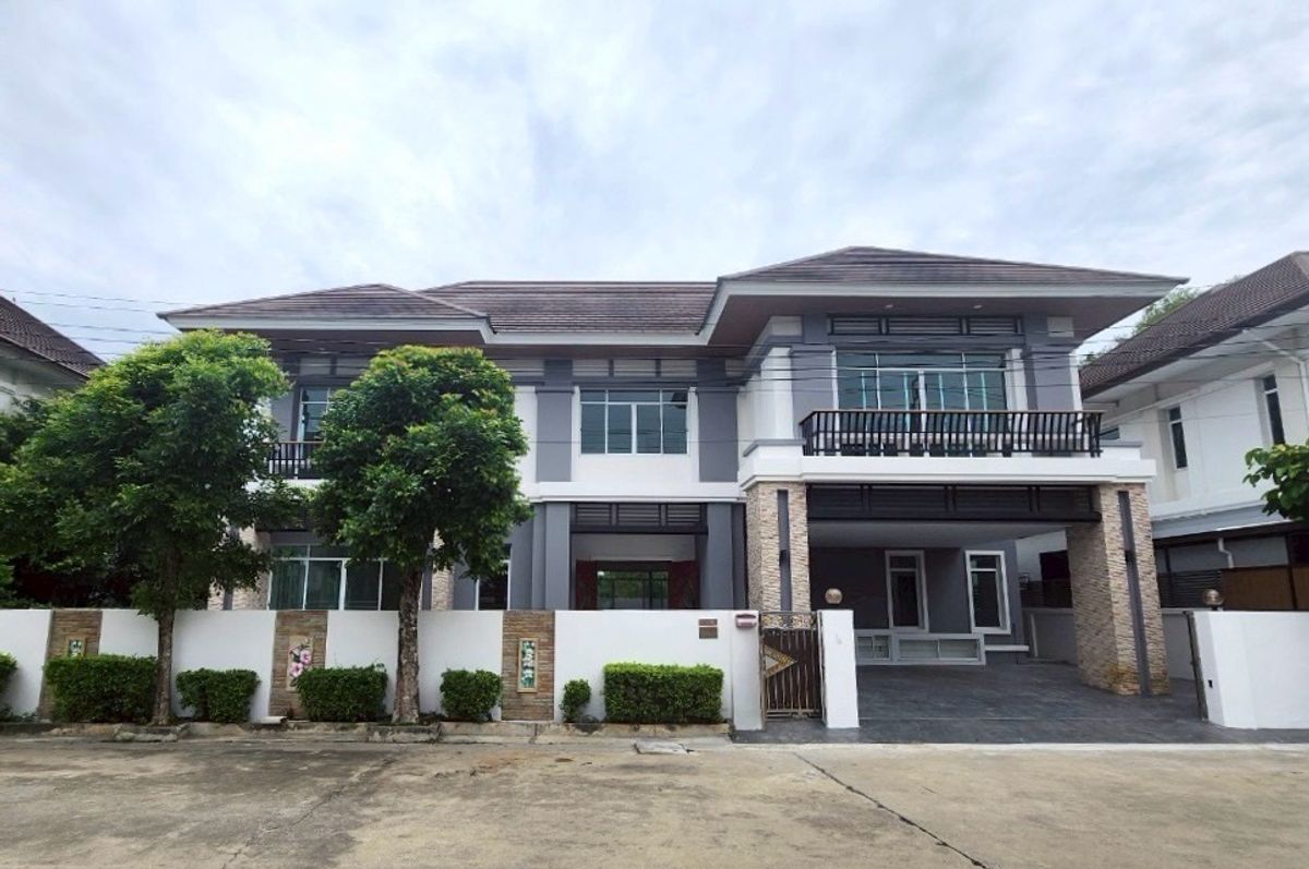 ขายบ้านบางแค เพชรเกษม : โครงการ รัตตนาวดี รีเจ้นท์ บ้านหลังใหญ่ พื้นที่เยอะ พร้อมอยู่