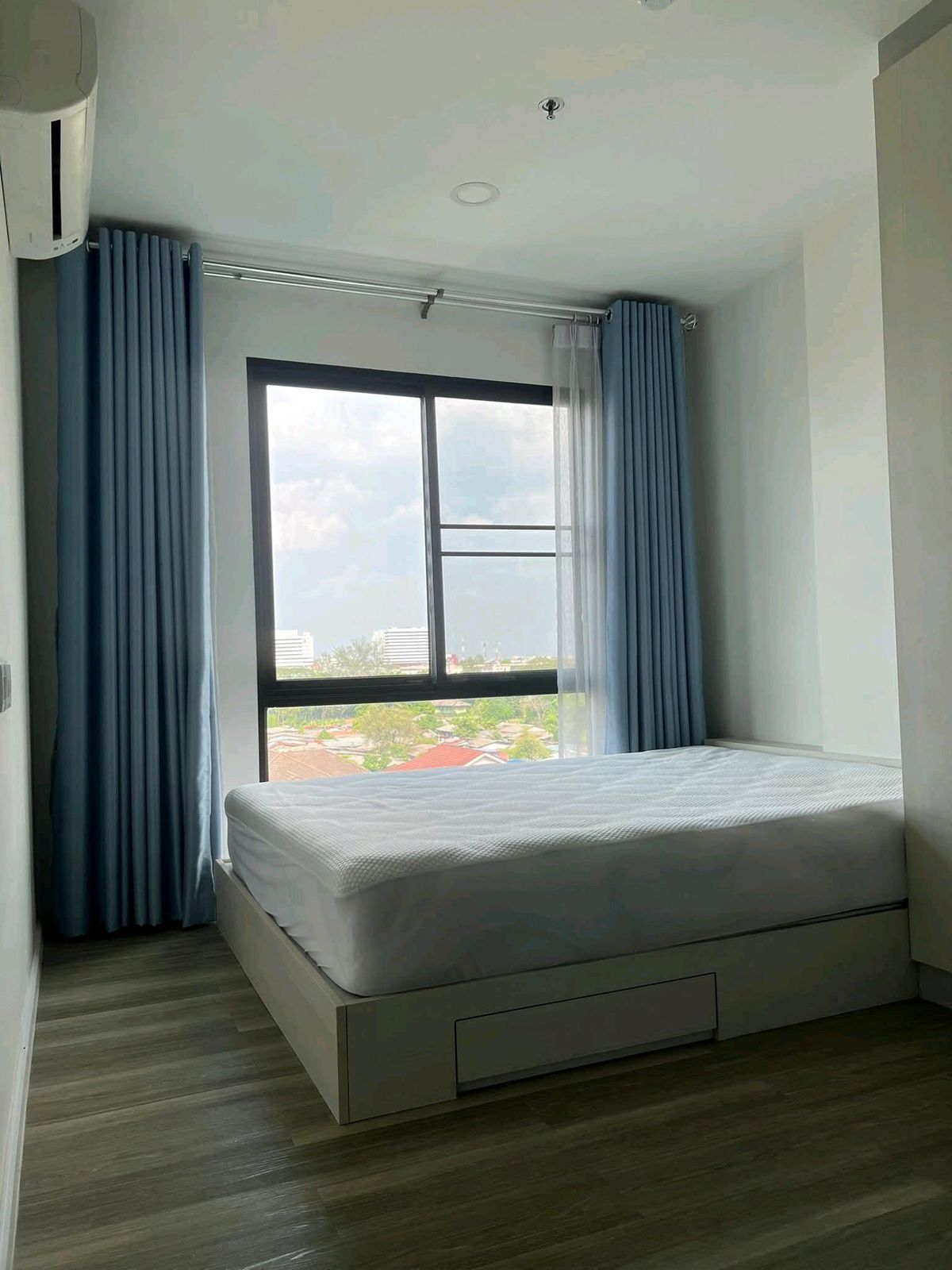 For RentCondoKasetsart, Ratchayothin : 🎉 Near BTS, green line, Bang Bua Station, near Wiji University, Sripatum University Kasetsart University is ready !!