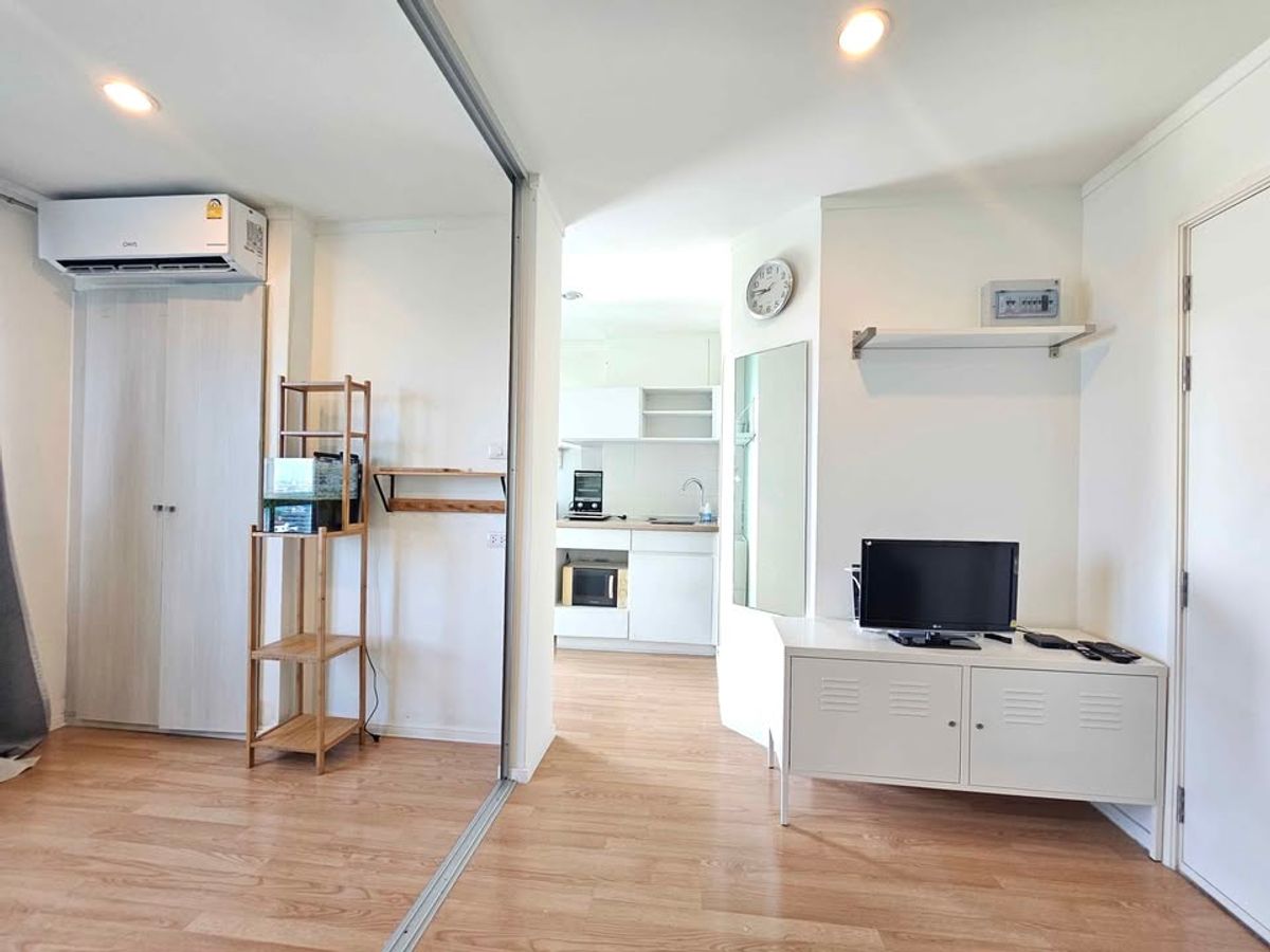 For SaleCondoOnnut, Udomsuk : Condo for Sale – Lumpini Ville Sukhumvit 77-2 Price 1.58 MB. Size 23 Sq.m. Floor 15 Building A2 Corner Unit  