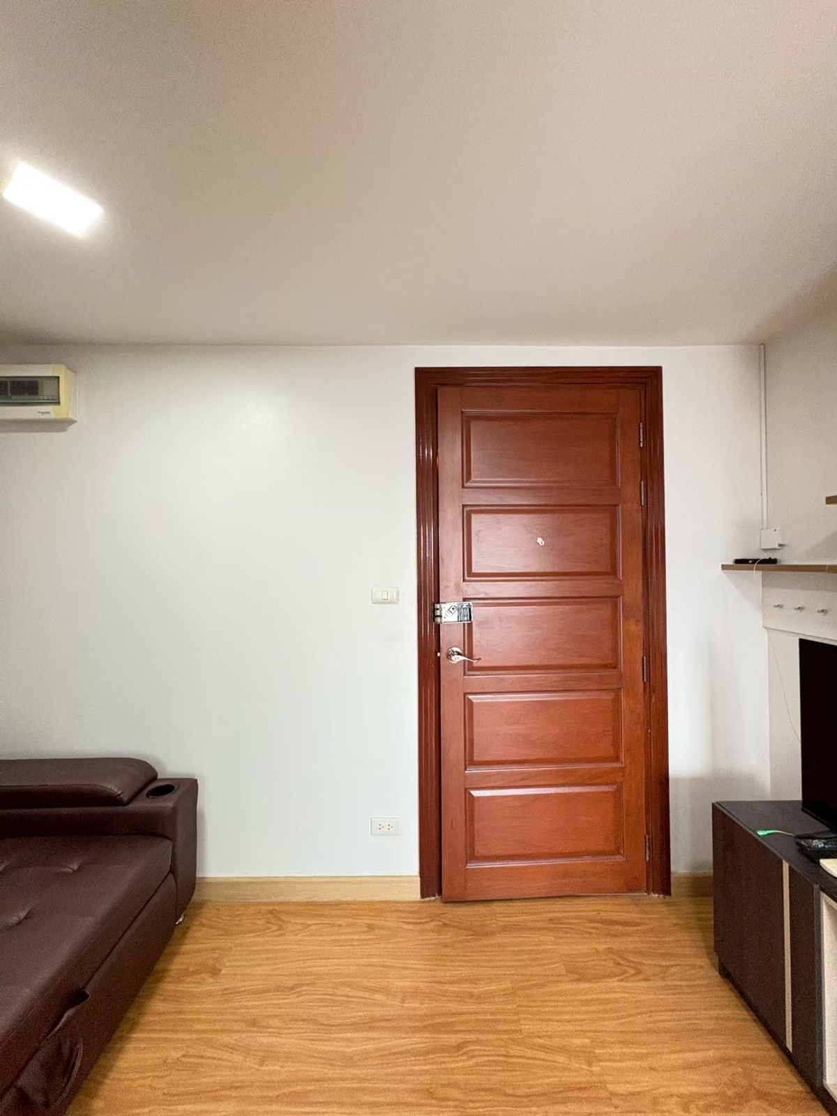 For SaleCondoRatchadapisek, Huaikwang, Suttisan : 🔥 Emerald Ratchada 🔥 The best price! 💥 Only 1.99 deleted.‼ ️ Cheaper than this This price is very rare.