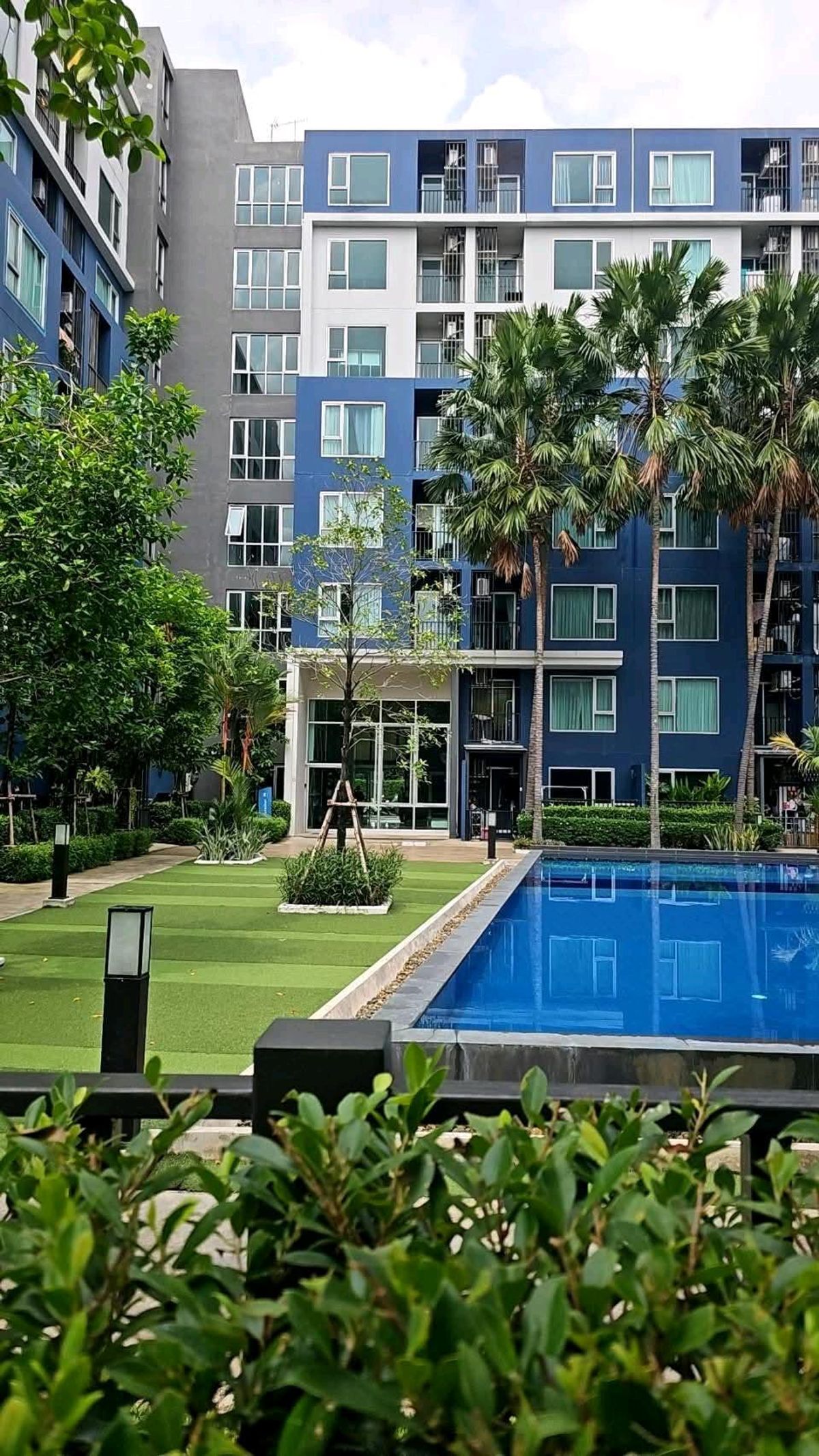 For RentCondoVipawadee, Don Mueang, Lak Si : 🎉 The pool view room is ready !!