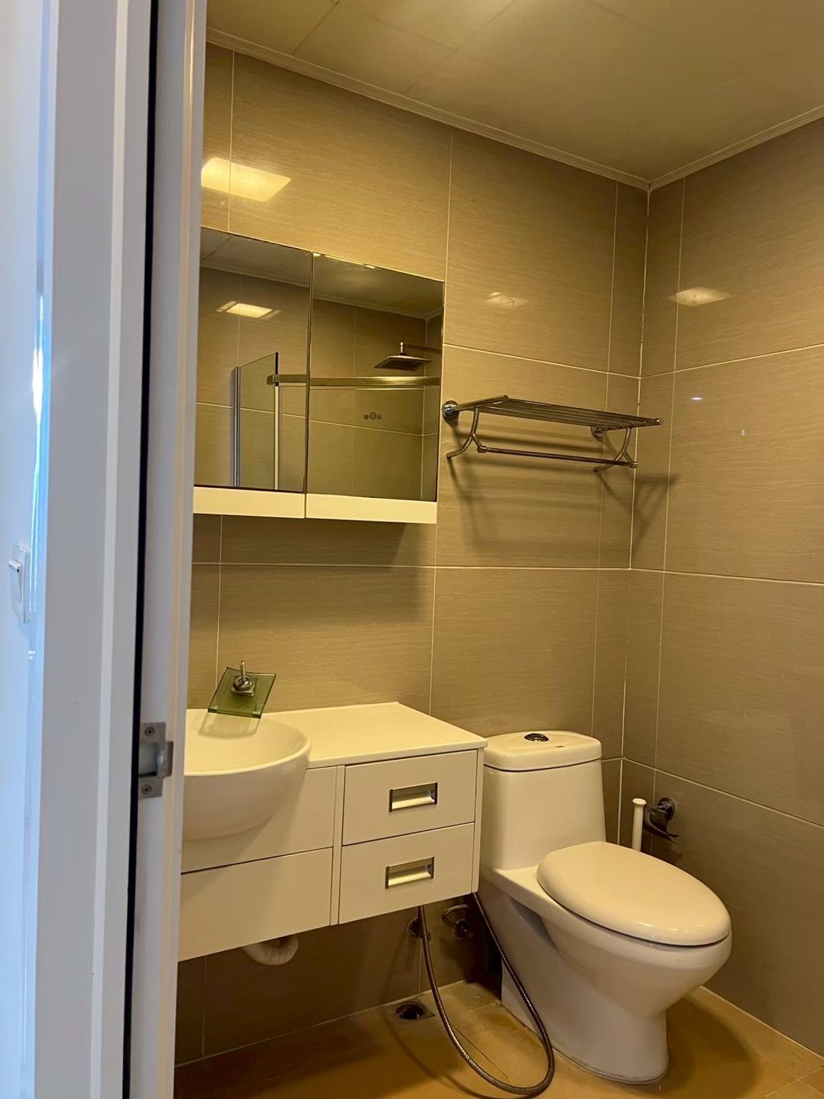 ให้เช่าคอนโดพระราม 9 เพชรบุรีตัดใหม่ RCA : TC GREEN Rama 9  2bedroom with fully furnished ready to move  