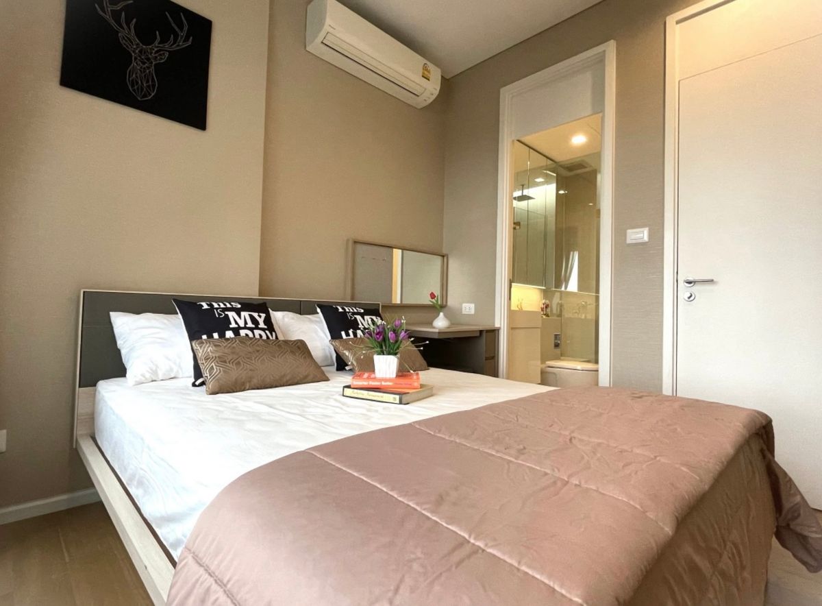 ให้เช่าคอนโดลาดพร้าว เซ็นทรัลลาดพร้าว : ให้เช่า ✨ The Saint Residences ✨ เฟอร์นิเจอร์ และ เครื่องใช้ไฟฟ้าครบ ใกล้ BTS 