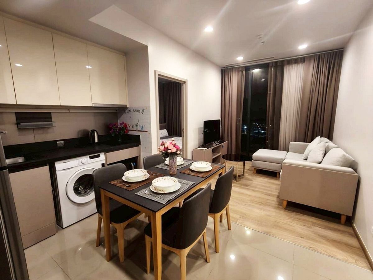 For RentCondoSukhumvit, Asoke, Thonglor : 2bed 2bath near BTS Thonglor for rent 40,000 baht Oka Haus Sukhumvit 36