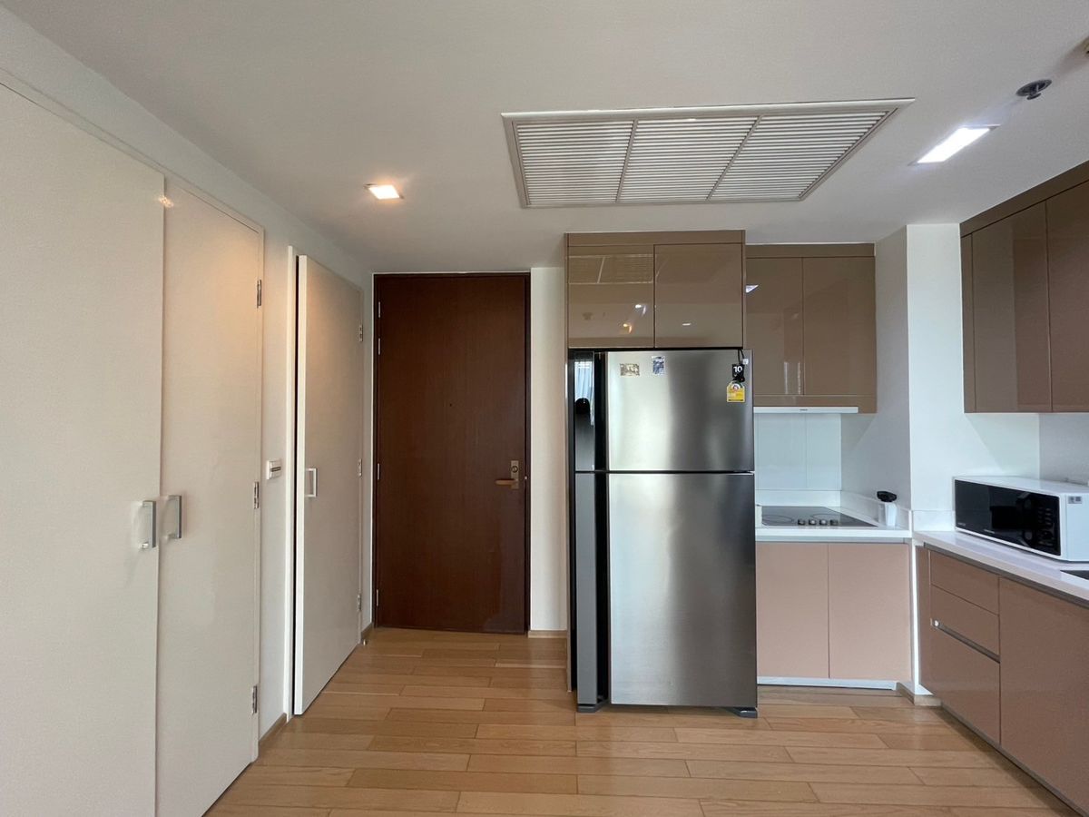 For SaleCondoSukhumvit, Asoke, Thonglor : 🌟 Beautiful room! Siri at Sukhumvit 2B2B, Thonglor location, walking to BTS only 11.2 million 📞 Contact: 089-857-8865