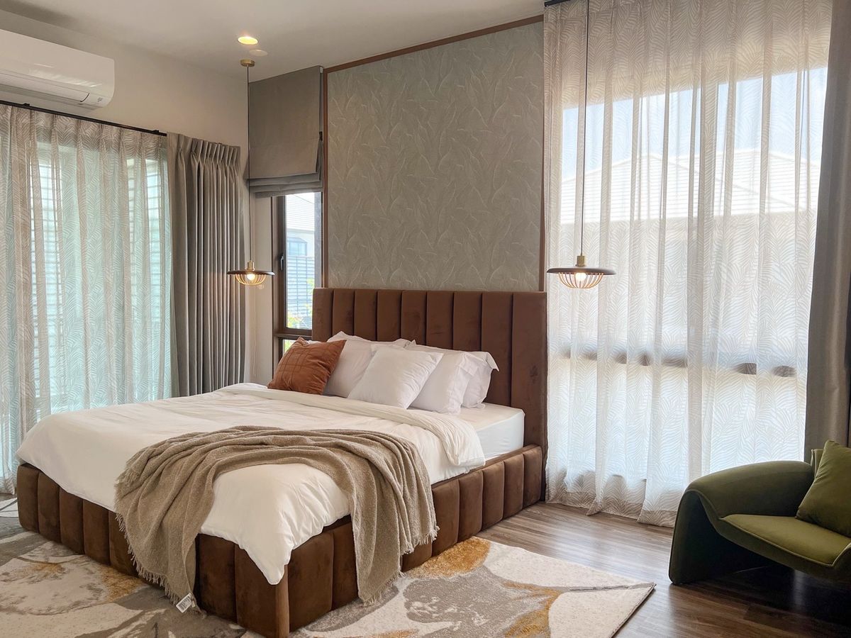 บ้านพัฒนาการ ศรีนครินทร์ : 📢👇 บ้านเดี่ยว แปลงมุม หันหน้าทิศใต้ โครงการบุราสิริ กรุงเทพกรีฑา ใกล้โรงเรียนนานาชาติไบรท์ตัน และเวลลิงตัน เดินทางสะดวกได้หลายเส้นทาง