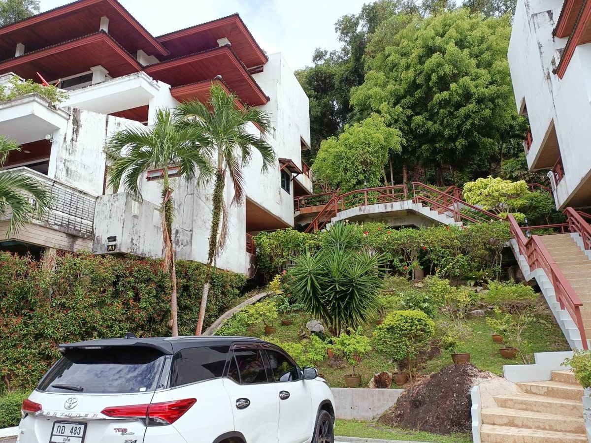 คอนโดภูเก็ต : Duplex Condo in Blue Canyon Country Club for Rent and Sales