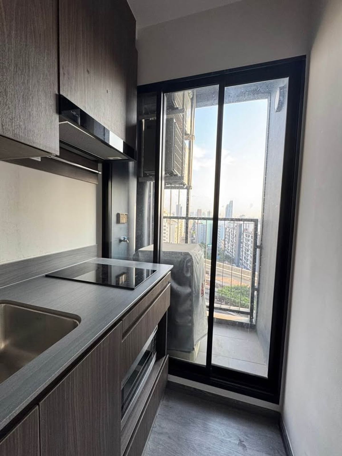 ขายคอนโดลาดพร้าว101 แฮปปี้แลนด์ : ขายคอนโด The Origin Ladprao - Bangkapi ราคา 2,650,000 บาท [MKs250728]