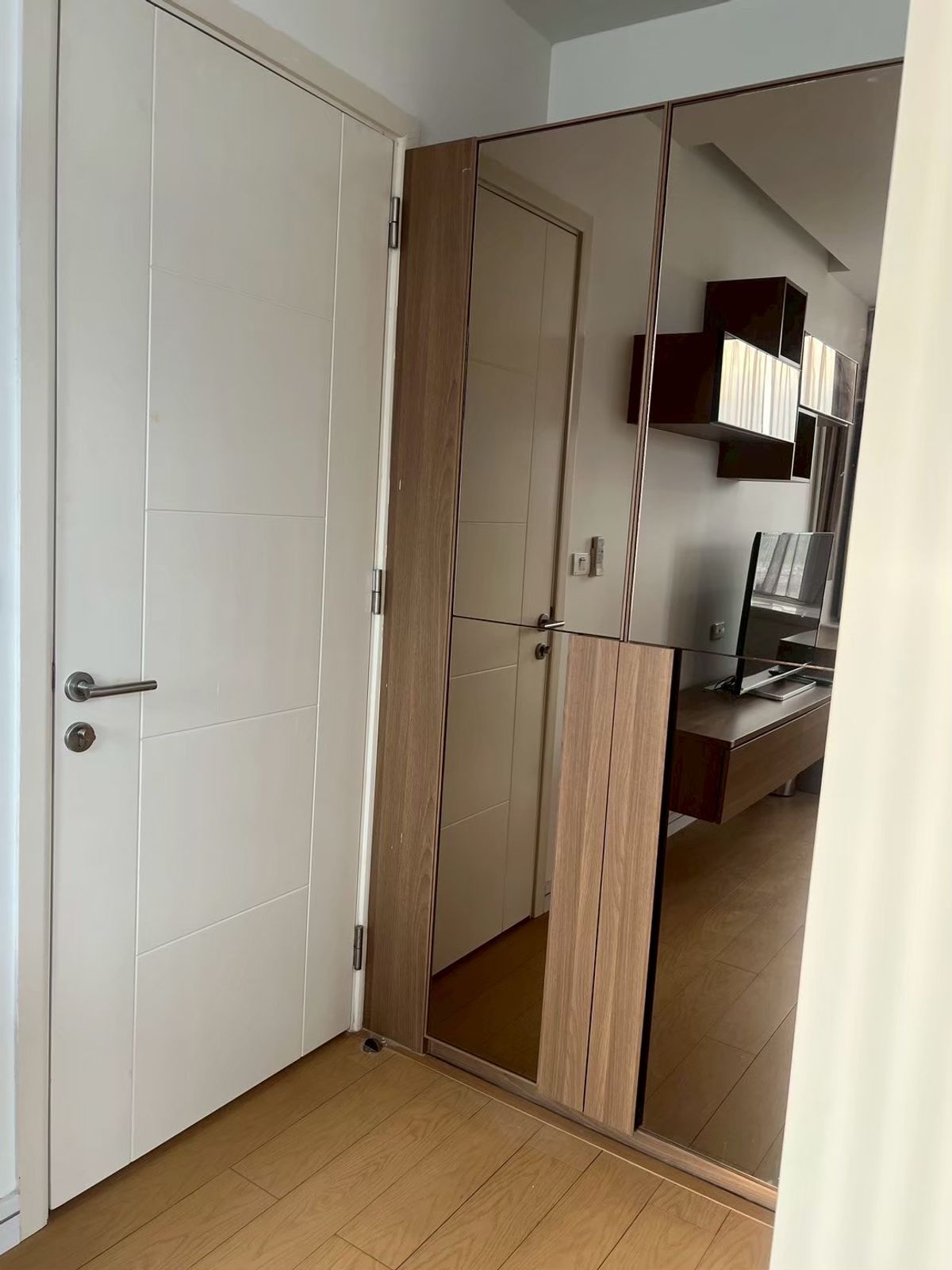 ให้เช่าคอนโดพระราม 9 เพชรบุรีตัดใหม่ RCA : TC GREEN Rama 9  2bedroom with fully furnished ready to move  