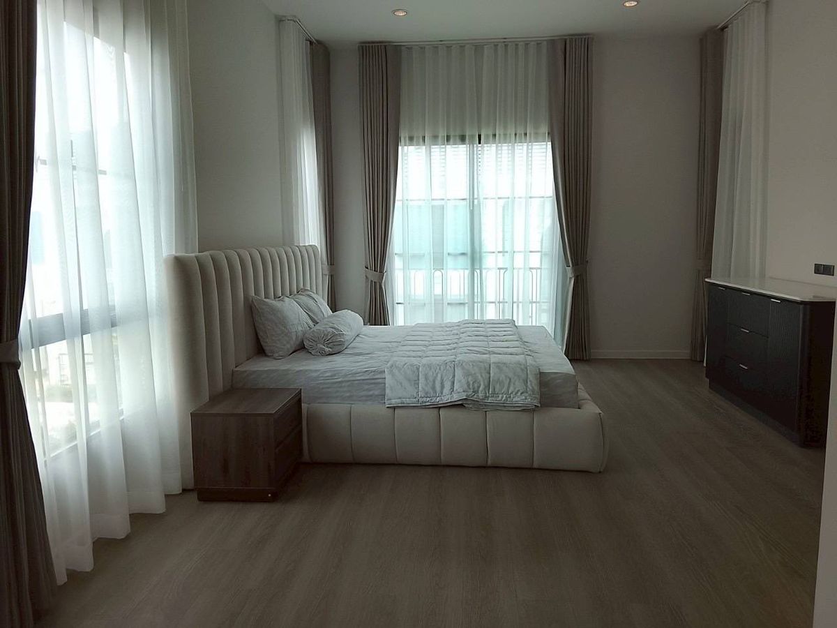 HouseBangna, Bearing, Lasalle : ✨💛 For Sale / For Rent 💛✨ Setthasiri Bangna KM.10 | Close to Concordian, Berkeley International School | Near Suvarnabhumi Airport | Near Mega Bangna and Burapha Expressway | Quality detached house by Sansiri 🏡