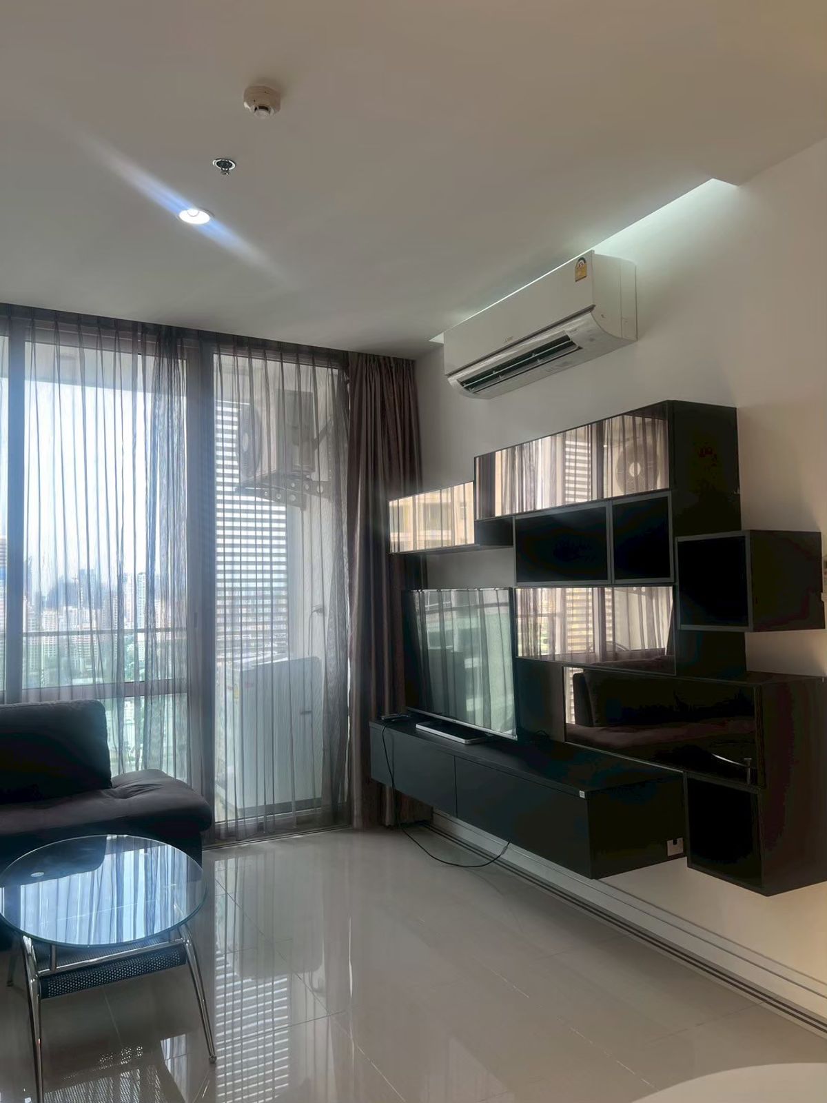 ให้เช่าคอนโดพระราม 9 เพชรบุรีตัดใหม่ RCA : TC GREEN Rama 9  2bedroom with fully furnished ready to move  