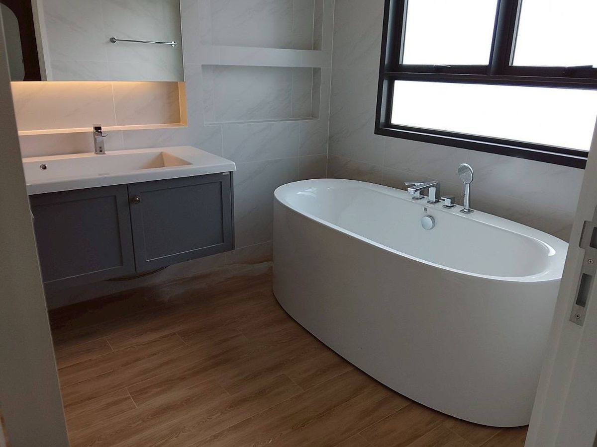 HouseBangna, Bearing, Lasalle : ✨💛 For Sale / For Rent 💛✨ Setthasiri Bangna KM.10 | Close to Concordian, Berkeley International School | Near Suvarnabhumi Airport | Near Mega Bangna and Burapha Expressway | Quality detached house by Sansiri 🏡