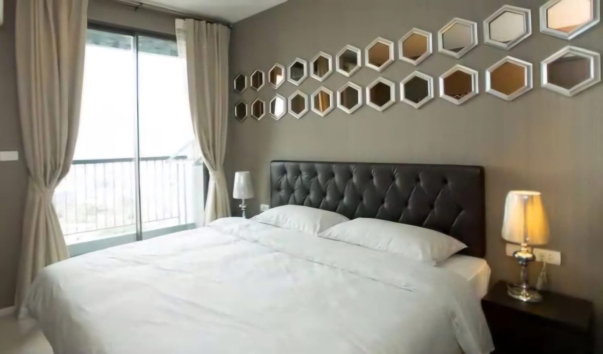 For RentCondoOnnut, Udomsuk : RHS123  For rent, Rhythm Sukhumvit44/1, fully furnished, floor 18, size 45.2 sqm. 30,000./month 064-959-8900