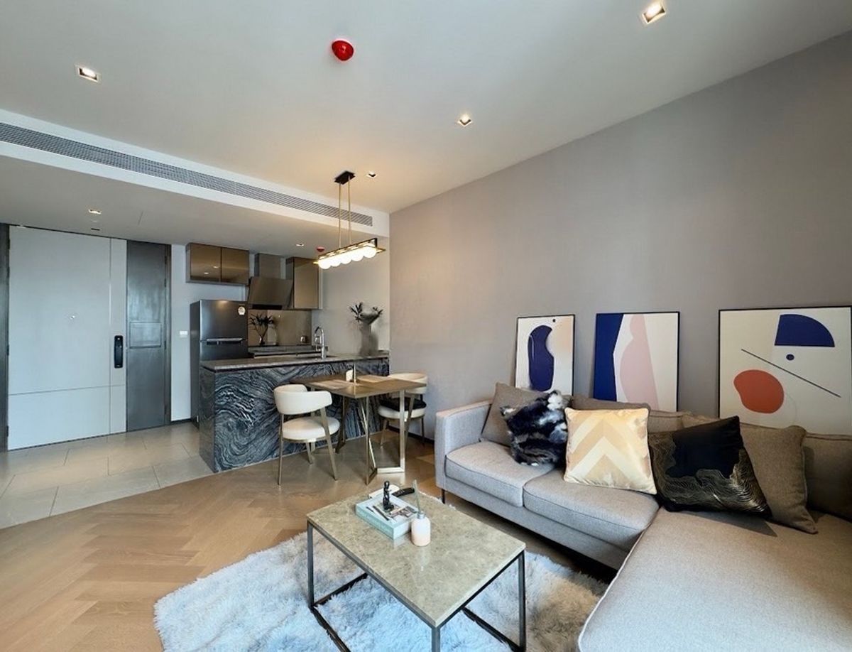 For RentCondoSukhumvit, Asoke, Thonglor : The built -in room is very beautiful. Rent 1 bedroom, 1 bathroom, The Reserve 61 Hideaway.