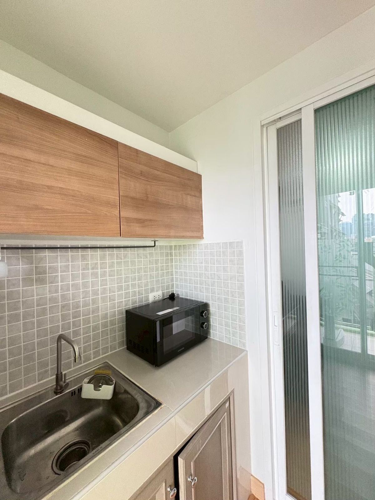 For SaleCondoRatchadapisek, Huaikwang, Suttisan : 🔥 Emerald Ratchada 🔥 The best price! 💥 Only 1.99 deleted.‼ ️ Cheaper than this This price is very rare.