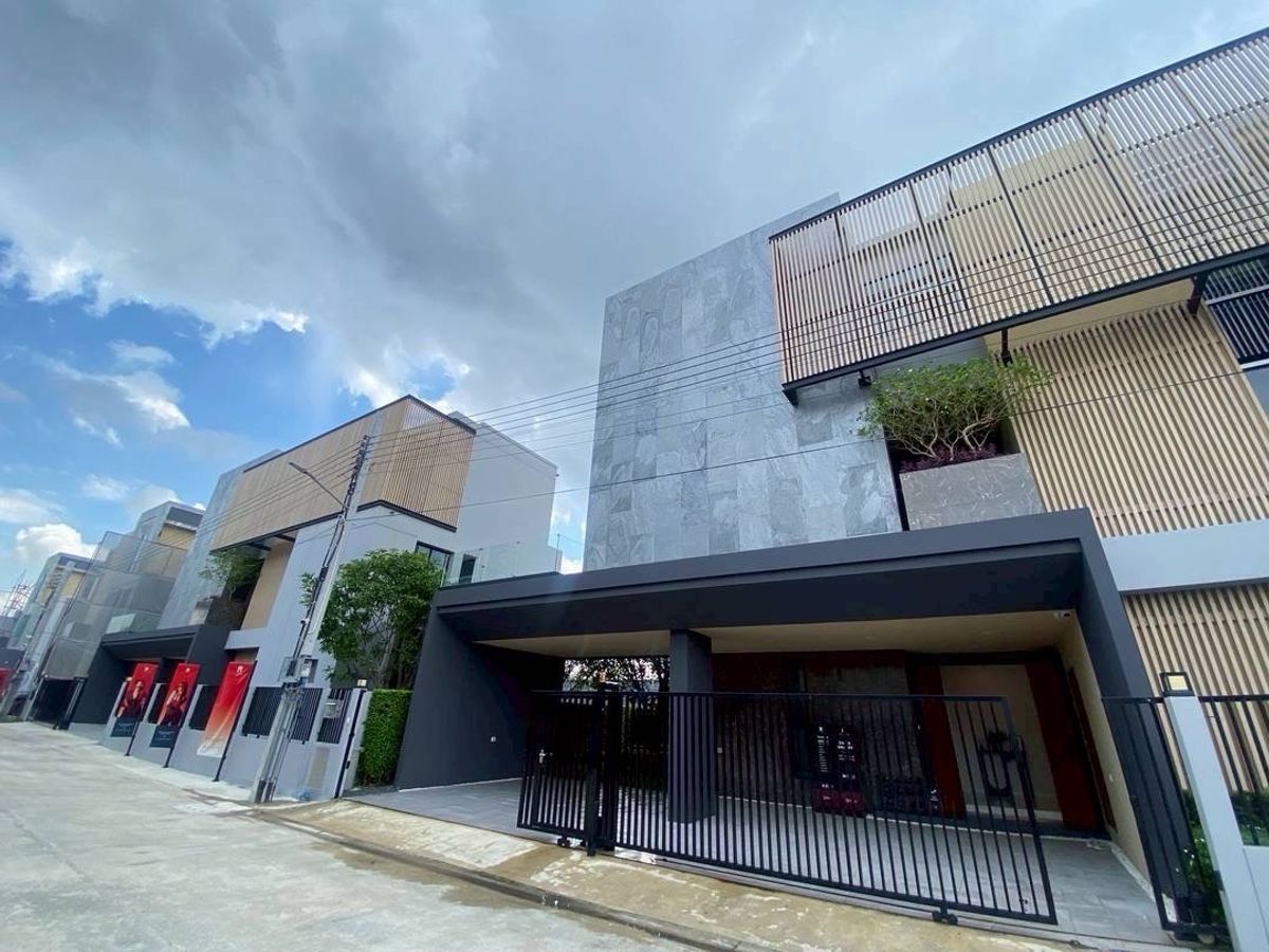 For RentHouseNonthaburi, Bang Yai, Bangbuathong : Rent a 3-story luxury house, The Master Ratchapruek-Jesada Badin Bridge