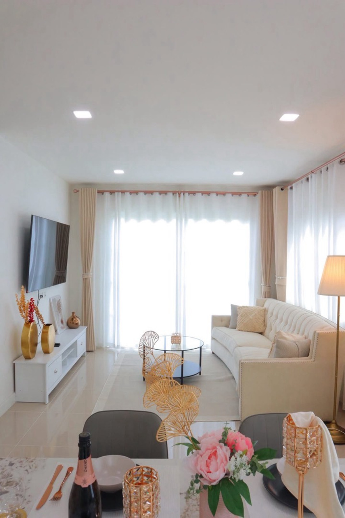 ให้เช่าบ้านเดี่ยว 🔥แกรนดิโอ บางนา กม.5🔥100ตรว🔥4Bed🔥 R157-5🔥สระส่วนตัว🔥สวยจึ้ง Loading...