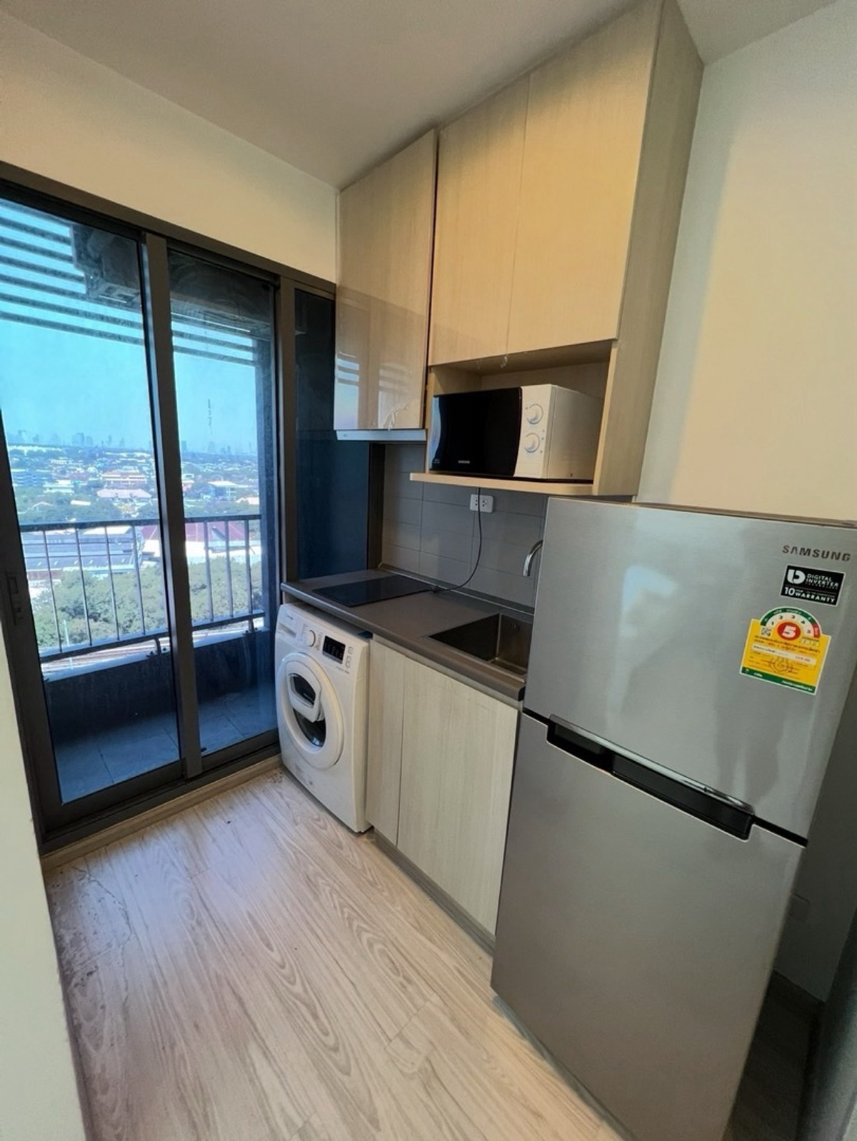 ให้เช่าคอนโดบางนา แบริ่ง ลาซาล : 🔥🔥🥳 ราคาถูกมากกกกก Ideo Mobi Eastgate ใกล้ Bts บางนา จองด่วน🚝💓