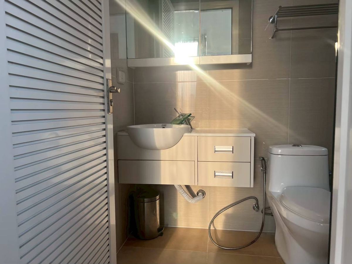 ให้เช่าคอนโดพระราม 9 เพชรบุรีตัดใหม่ RCA : TC GREEN Rama 9  2bedroom with fully furnished ready to move  