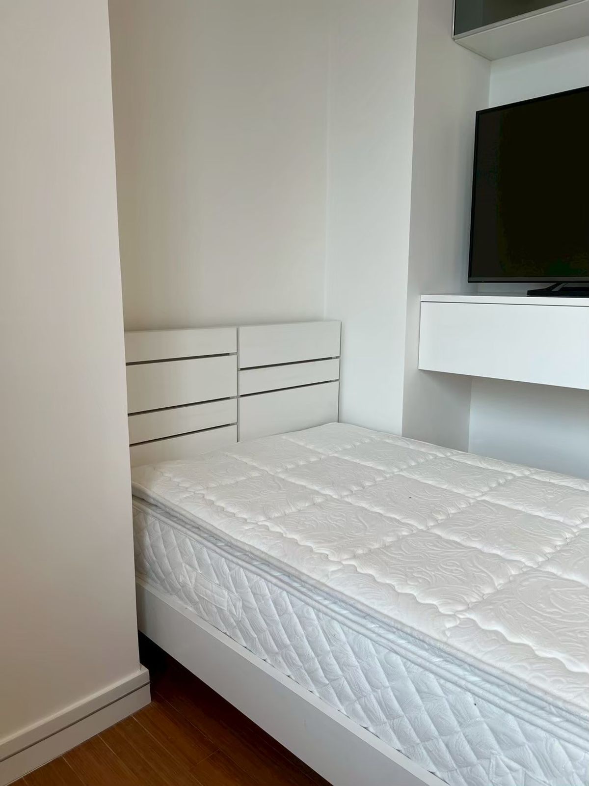 ให้เช่าคอนโดพระราม 9 เพชรบุรีตัดใหม่ RCA : TC GREEN Rama 9  2bedroom with fully furnished ready to move  