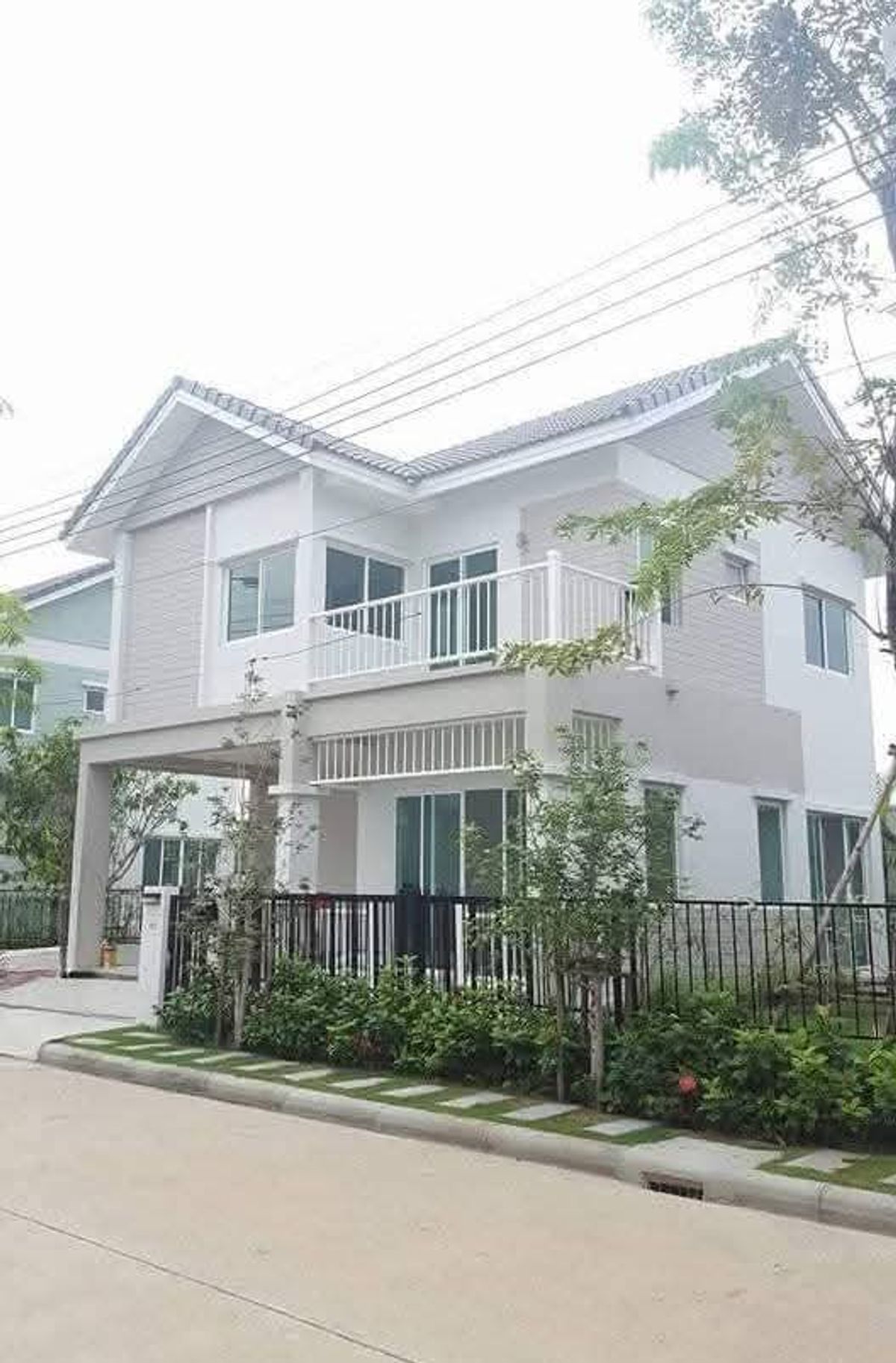 ขายบ้านพระราม 2 บางขุนเทียน : 🏠ขายบ้านเดี่ยว 2ชั้น ตกแต่งสวย Iconature Rama2 เทียนทะเล บางขุนเทียน 56 ตร.วา 3ห้องนอน พร้อมเฟอร์และเครื่องใช้ไฟฟ้า ครบ พร้อมอยู่ 