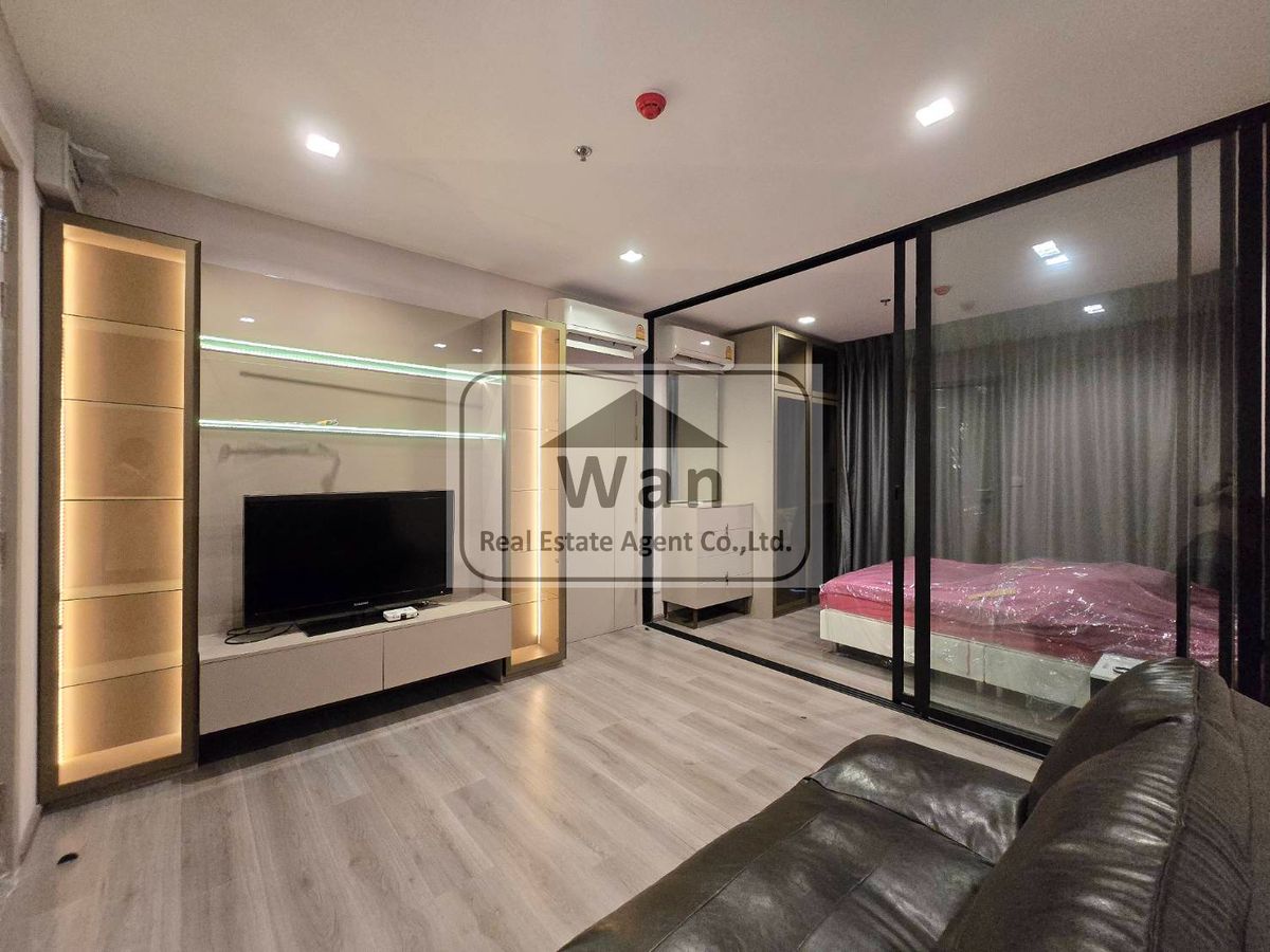 For RentCondoRattanathibet, Sanambinna : For rent Politan Rive Condominium Riverside on the Chao Phraya River, near the BTS.