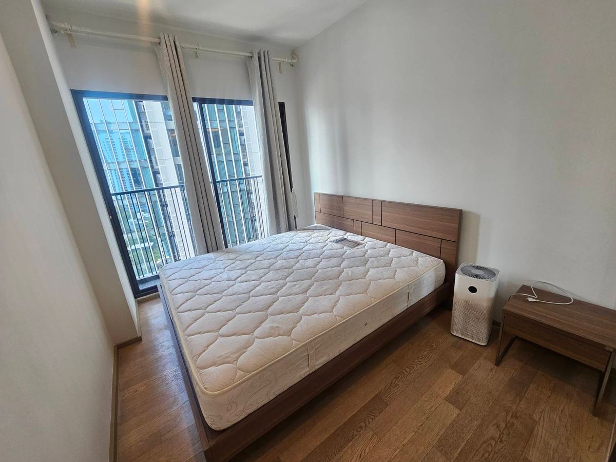 For RentCondoSukhumvit, Asoke, Thonglor : Beautiful room, just renovated, 2 bedrooms, 2 bathrooms, Noble Refine